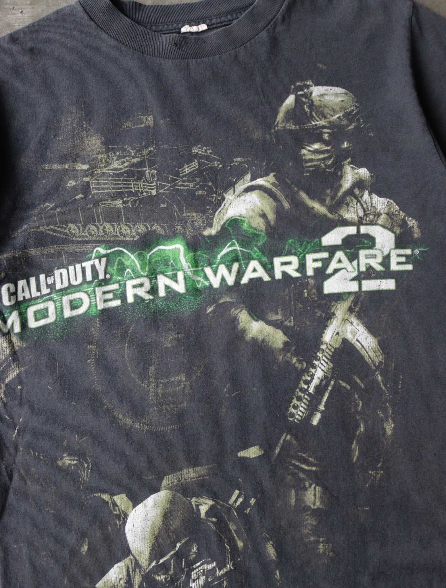 2000S MW2 TEE