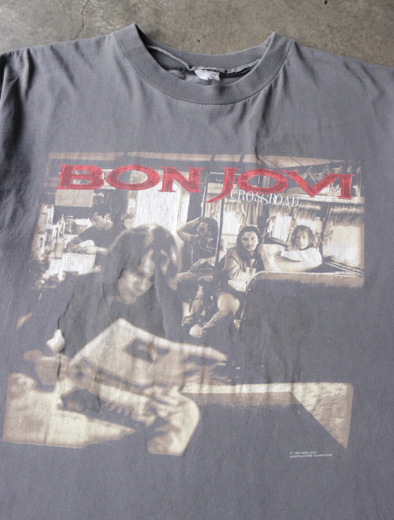 1990S BON JOVI FADED BAND TEE