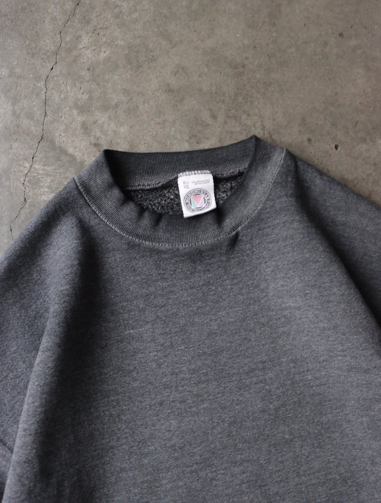 1990S FADED SWEATSHIRT