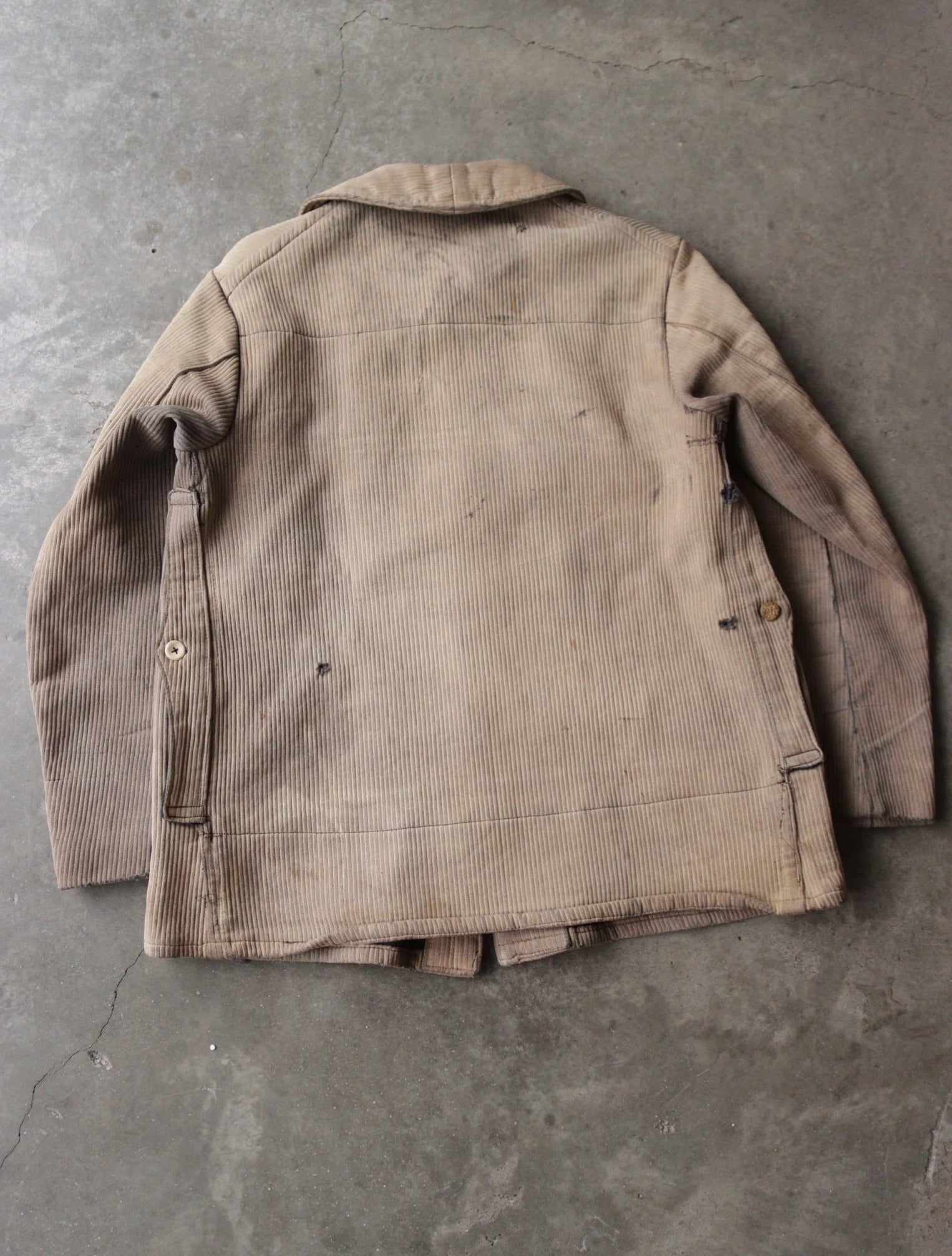 1940S FADED FRENCH PIQUE HUNTING JACKET – TWO FOLD