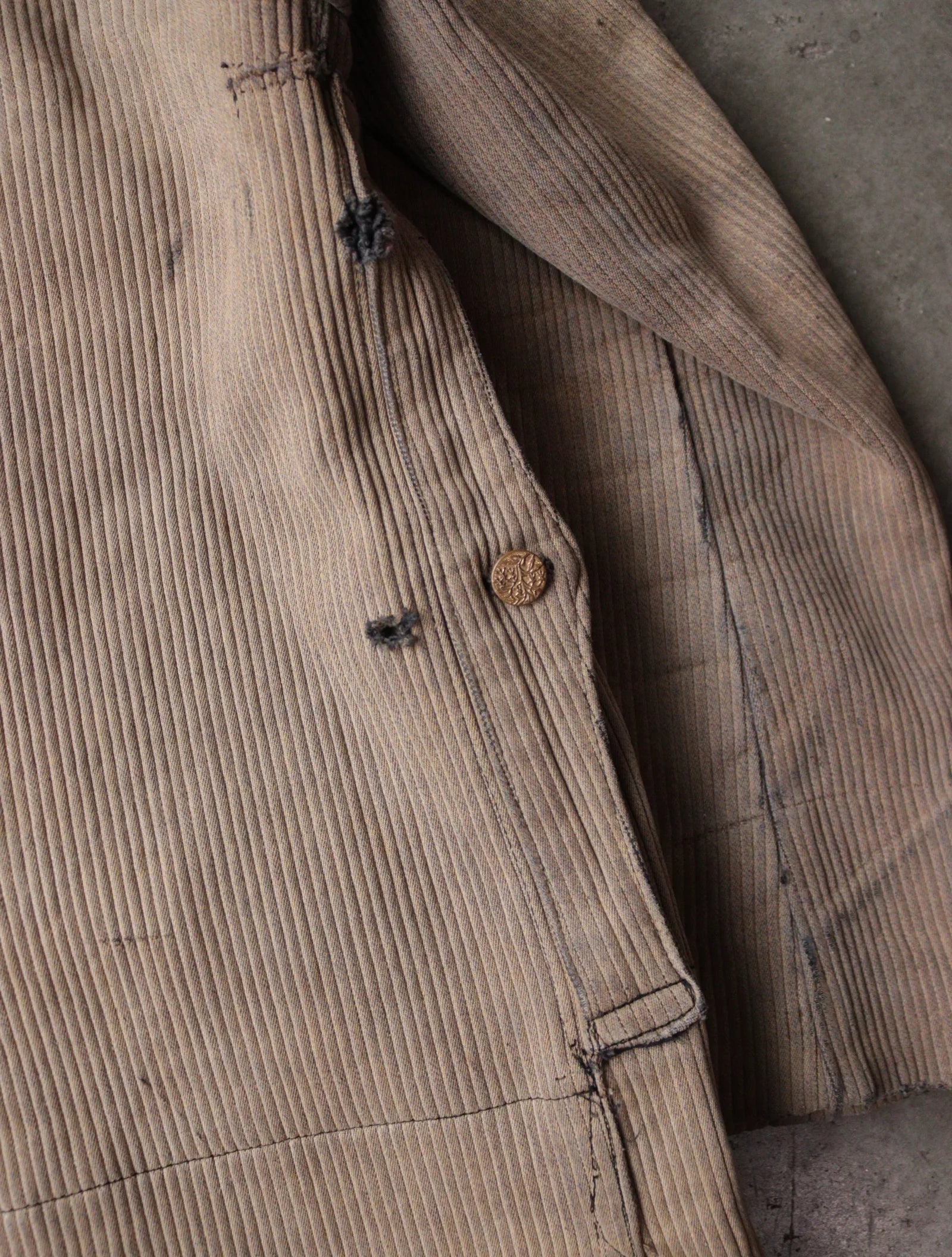 1940S FADED FRENCH PIQUE HUNTING JACKET – TWO FOLD