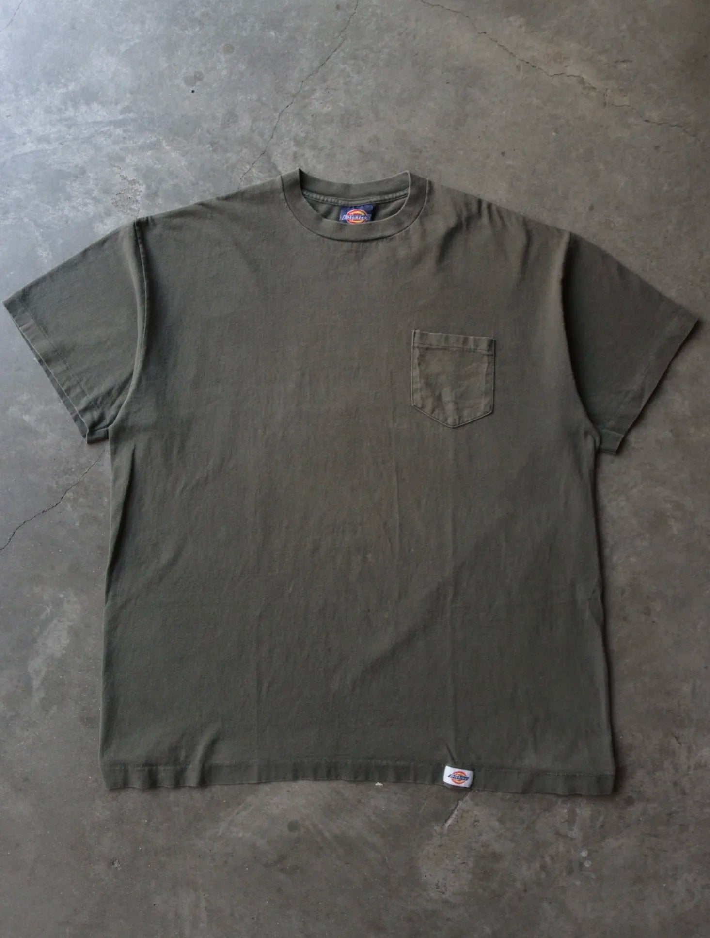 1990S FADED BLANK POCKET DICKIES TEE