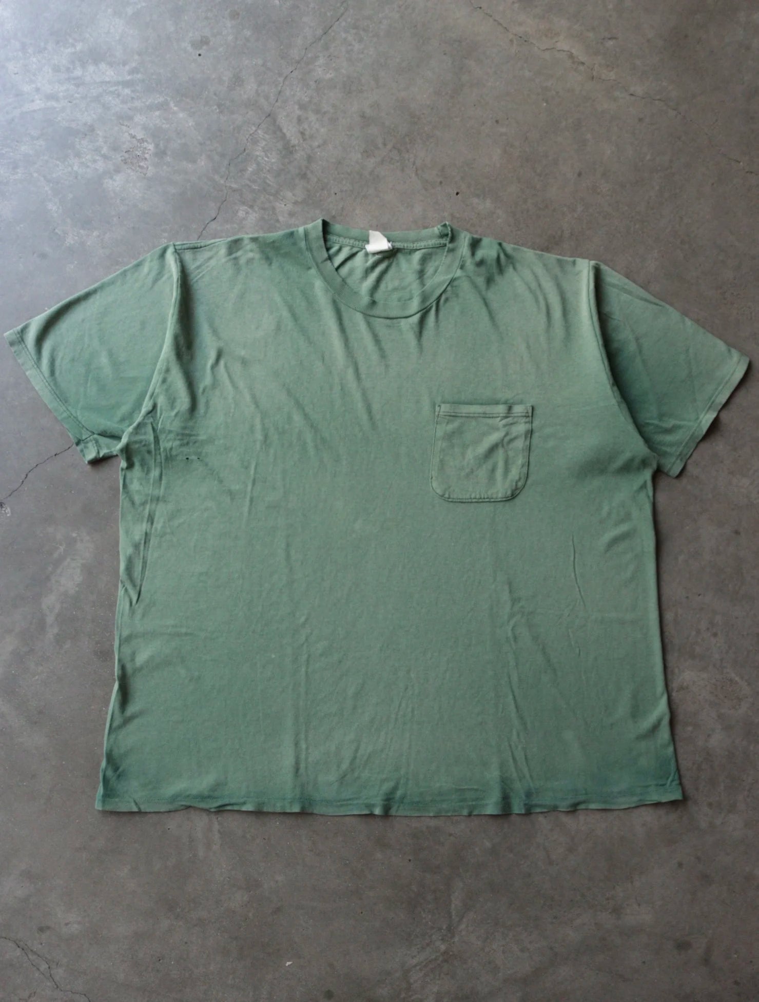 1990S SUNFADED BLANK POCKET TEE