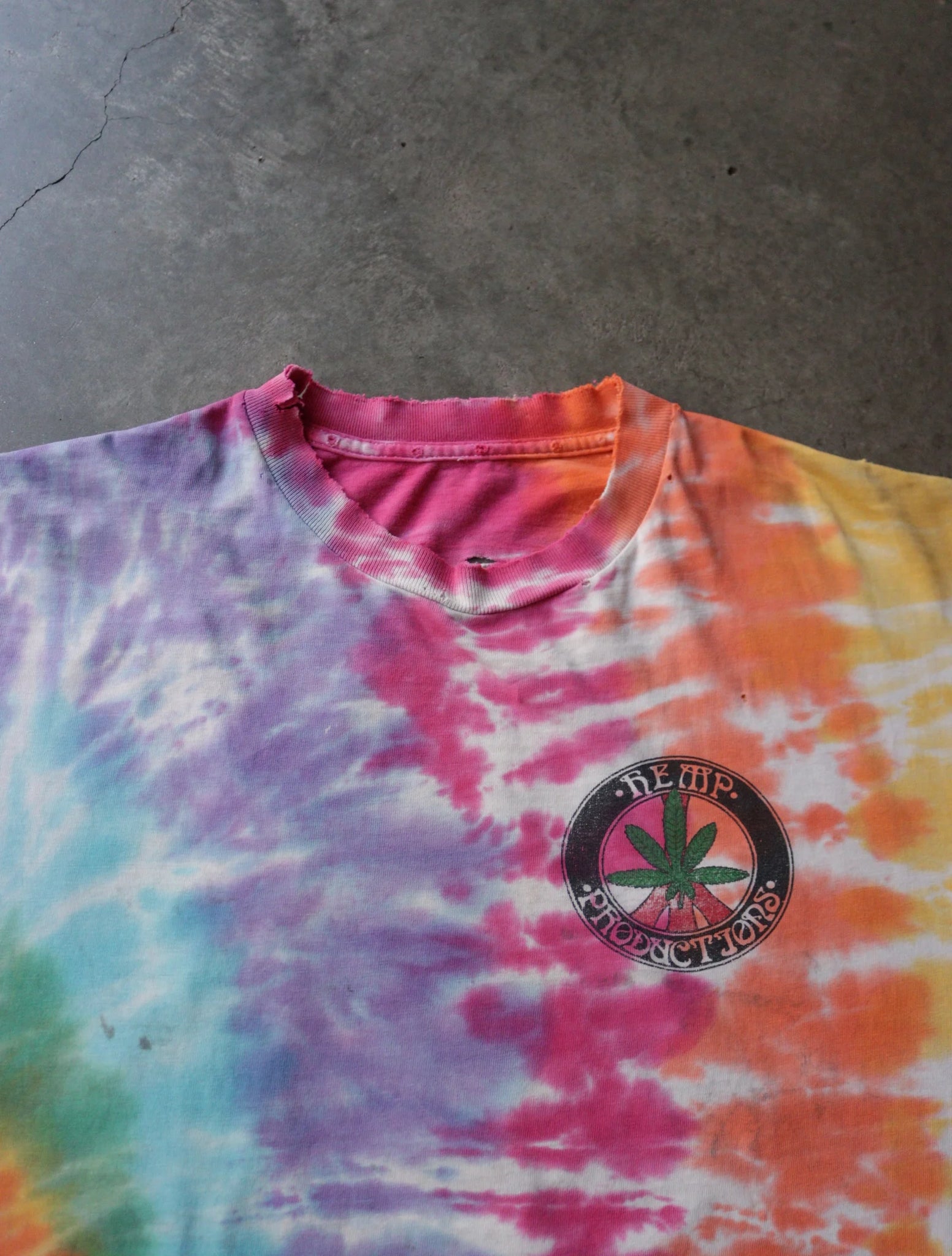 1990S DISTRESSED HEMP TIE DYE TEE
