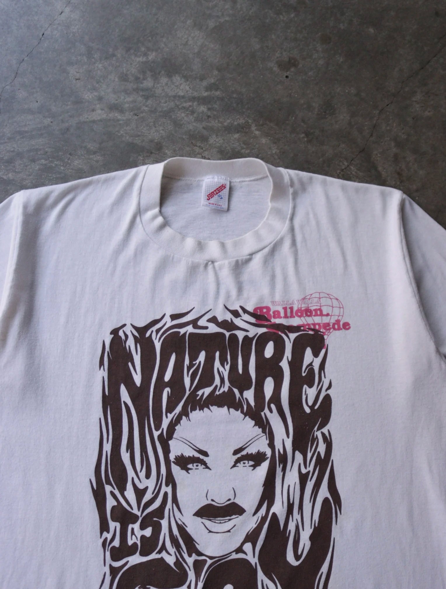 2000S NATURE GAY TEE