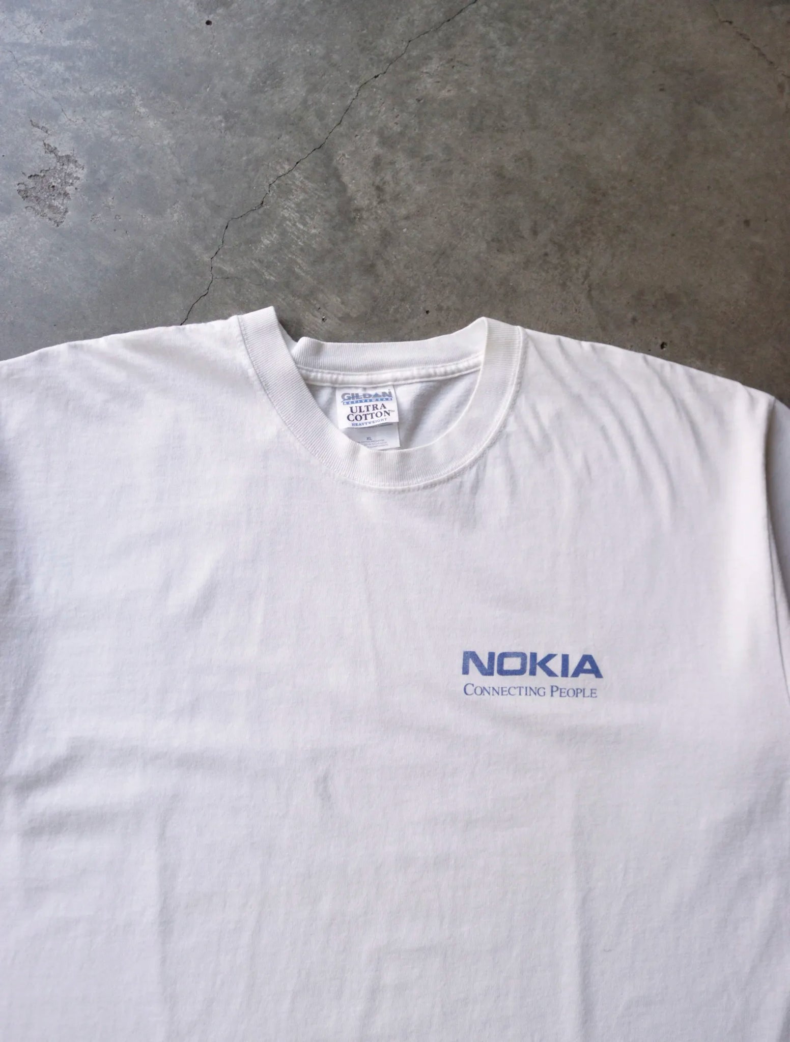 2000S NOKIA TEE