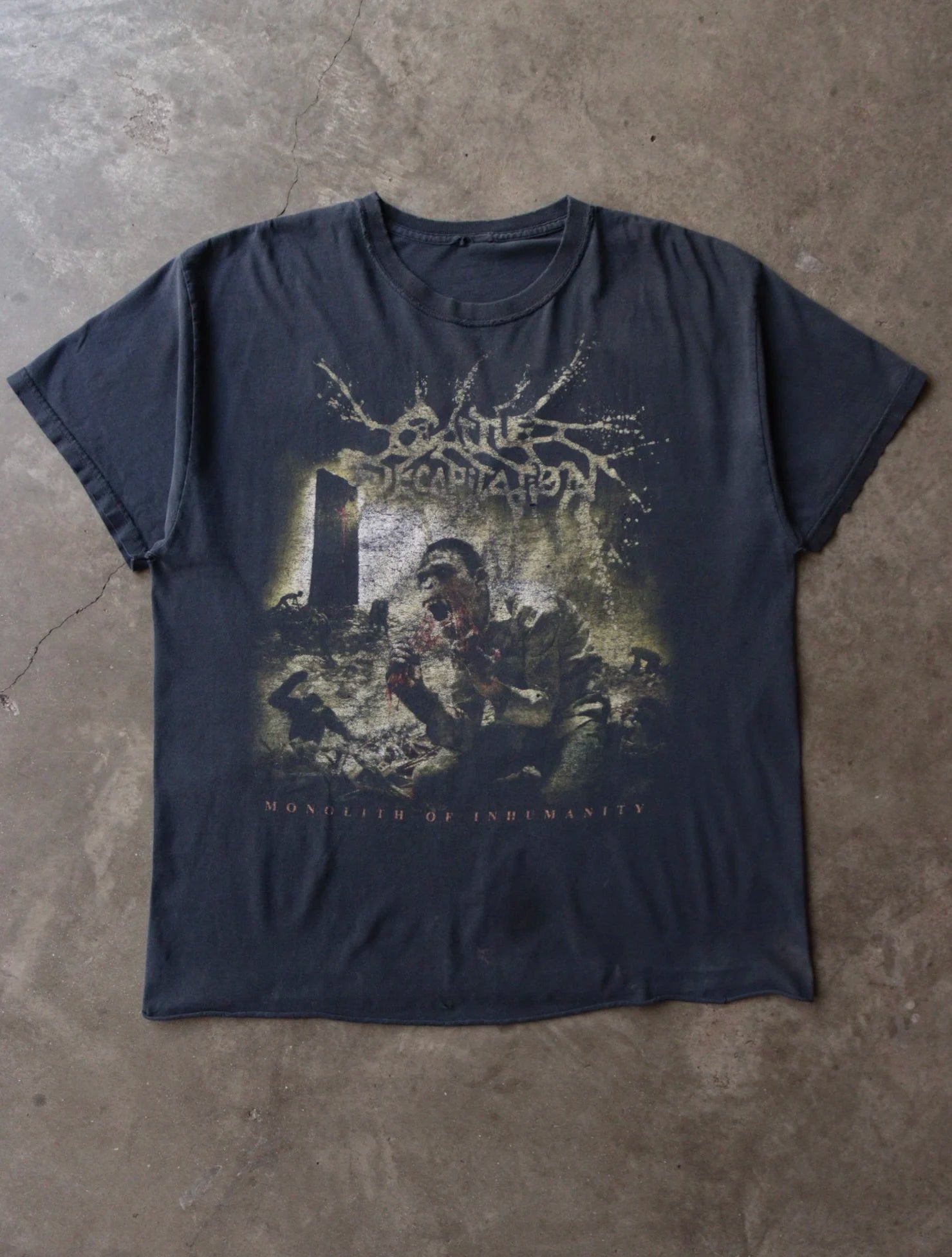 2000S FADED DECAPITATION TEE