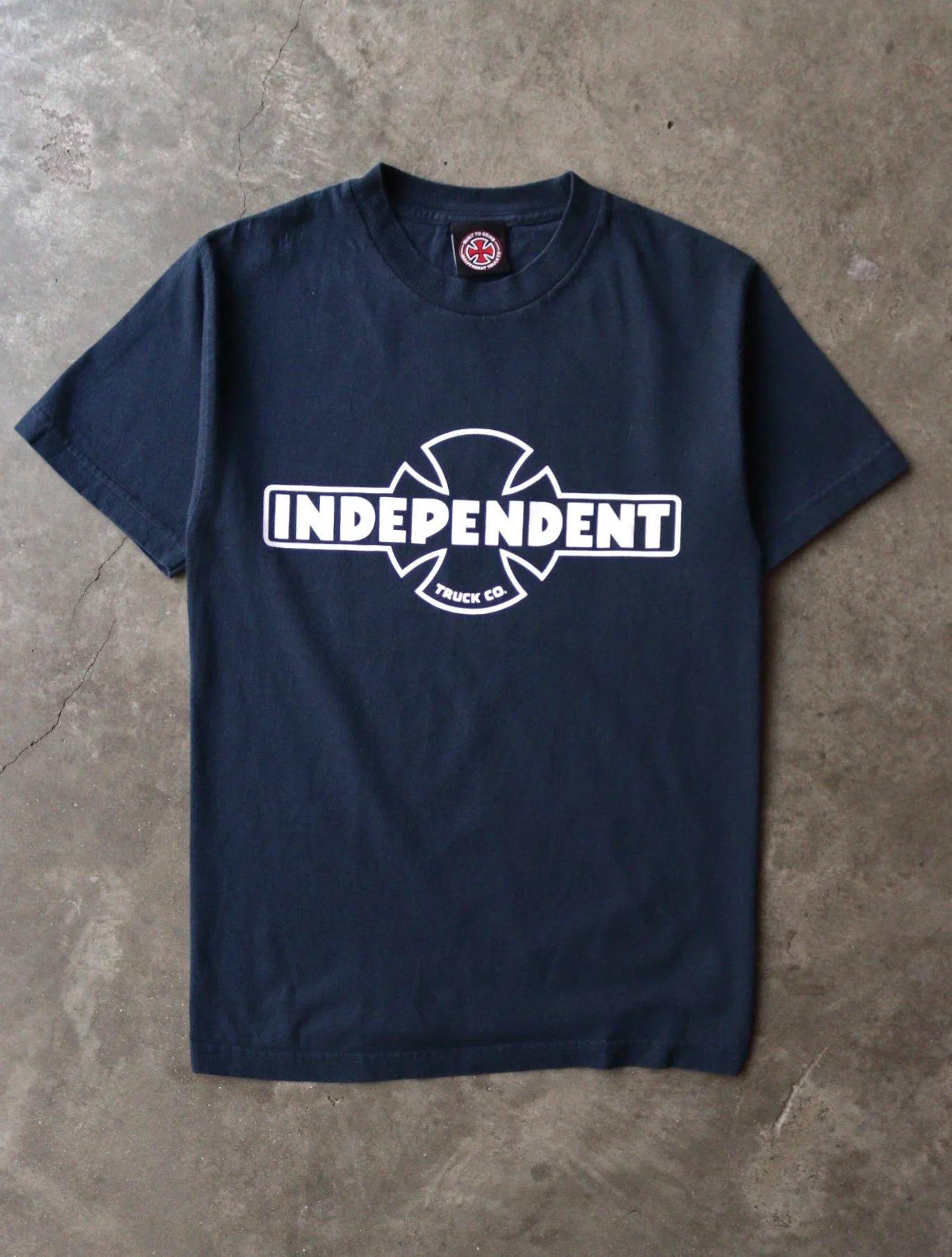 2000S INDEPENDENT LOGO TEE