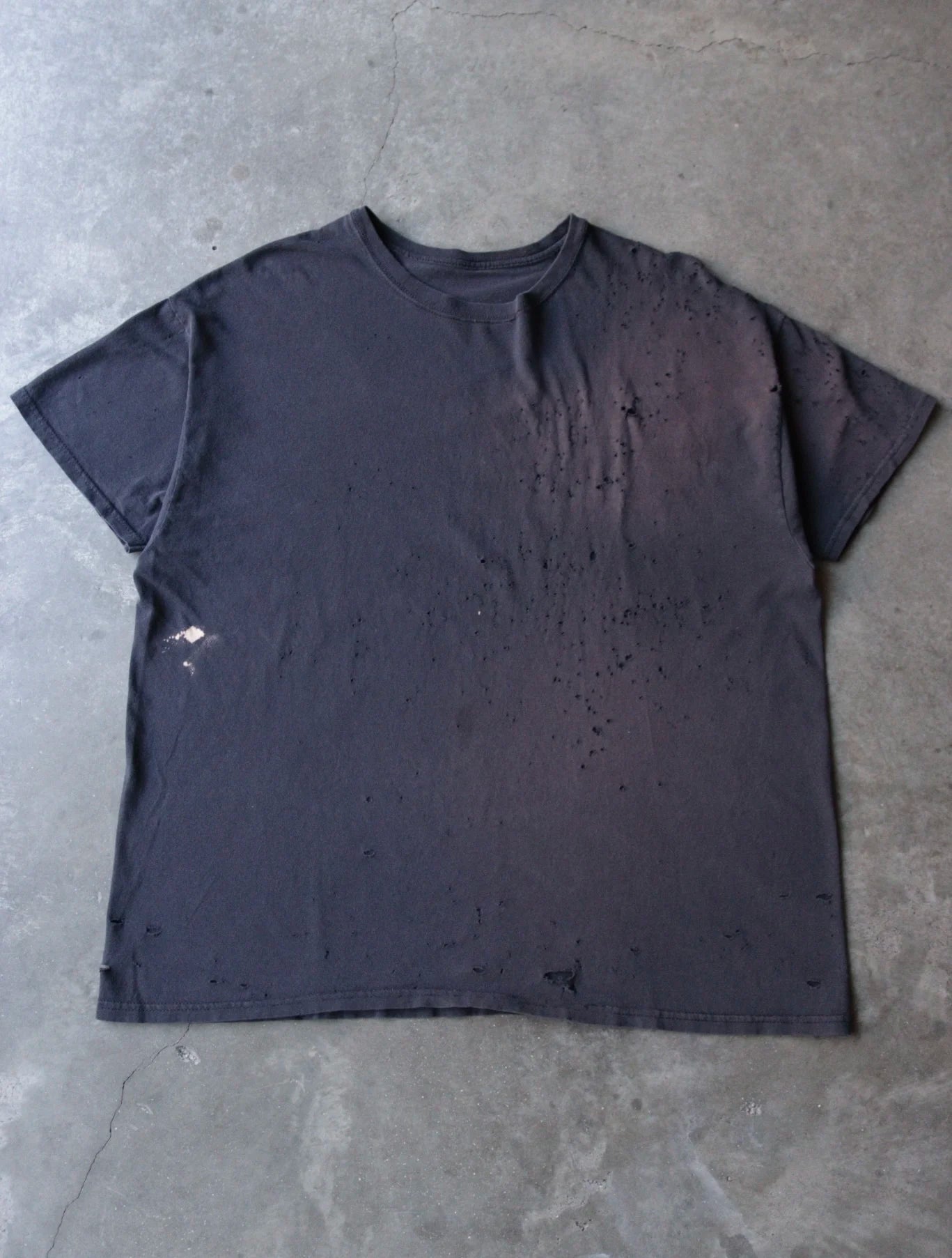 1990S THRASHED FADED BLANK TEE