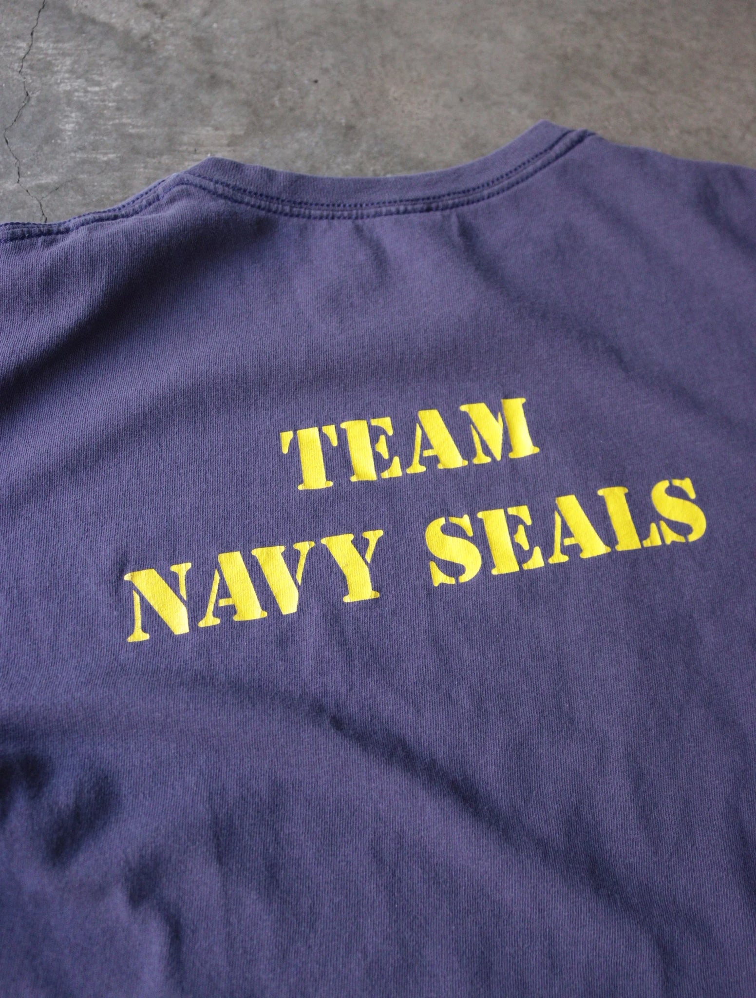 2000S SEALS TEE