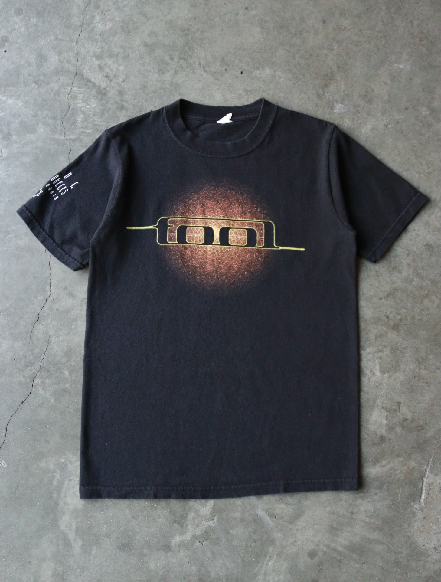 2000S TOOL BAND TEE