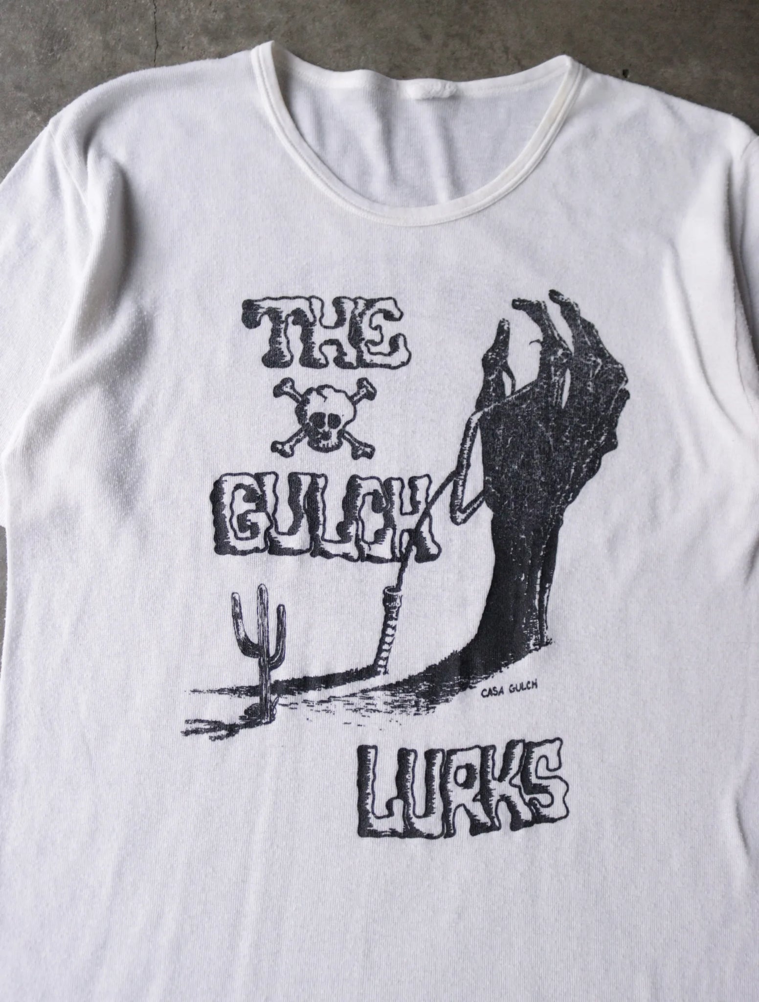 1990S THE GULCH LURKS TEE