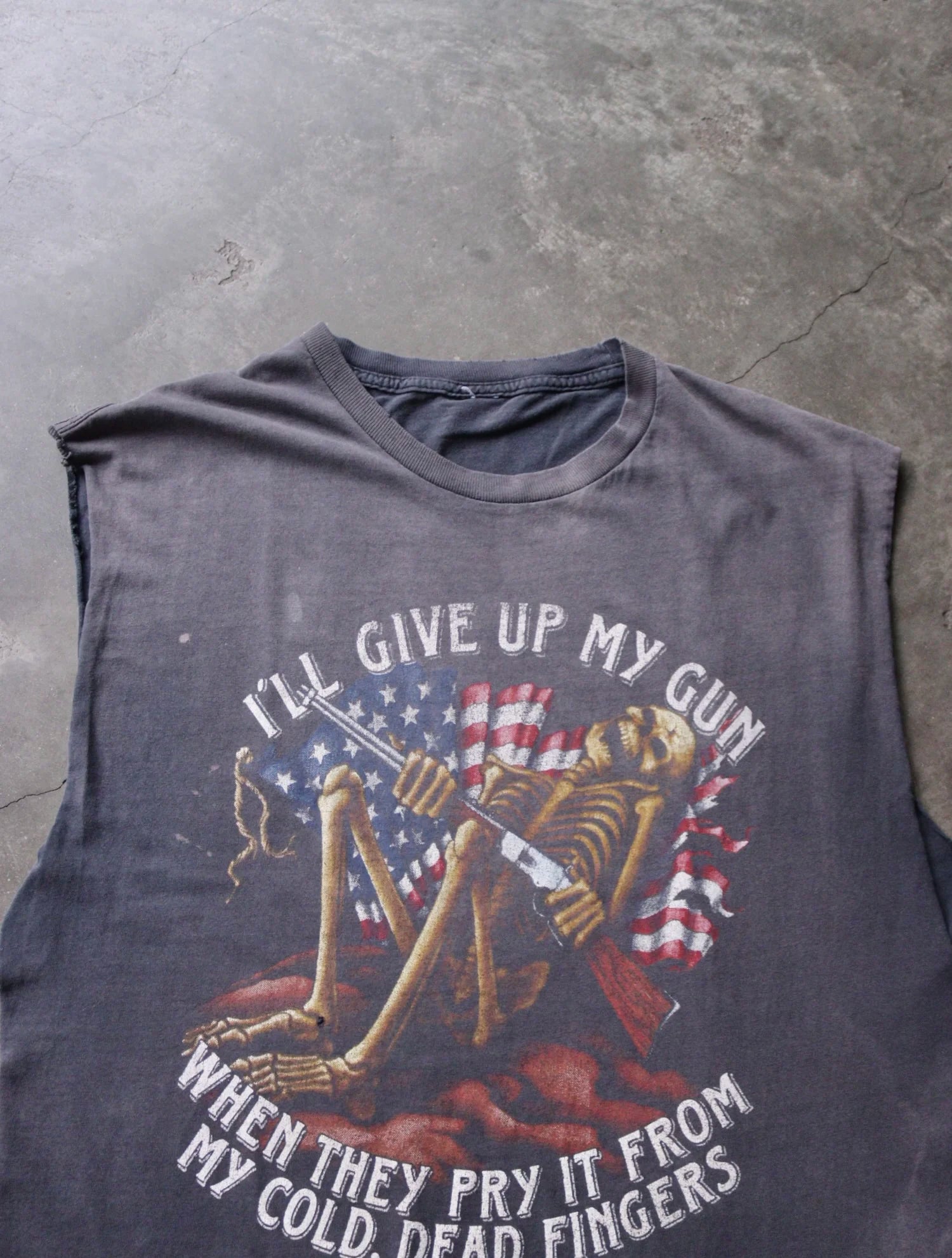 1990S I'LL GIVE UP MY ARMS FADED CHOPPED TEE