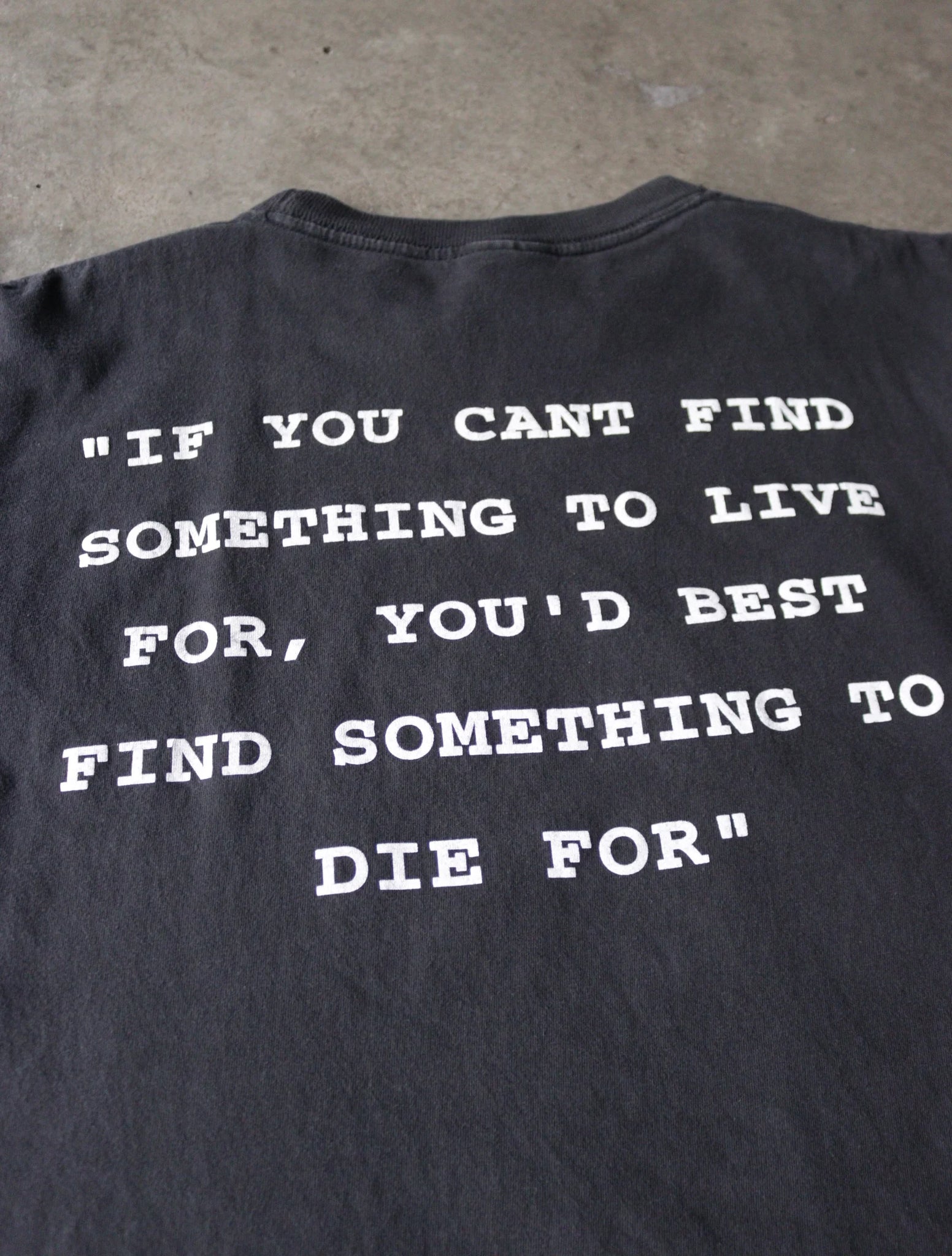 19990S TUPAC RAP TEE