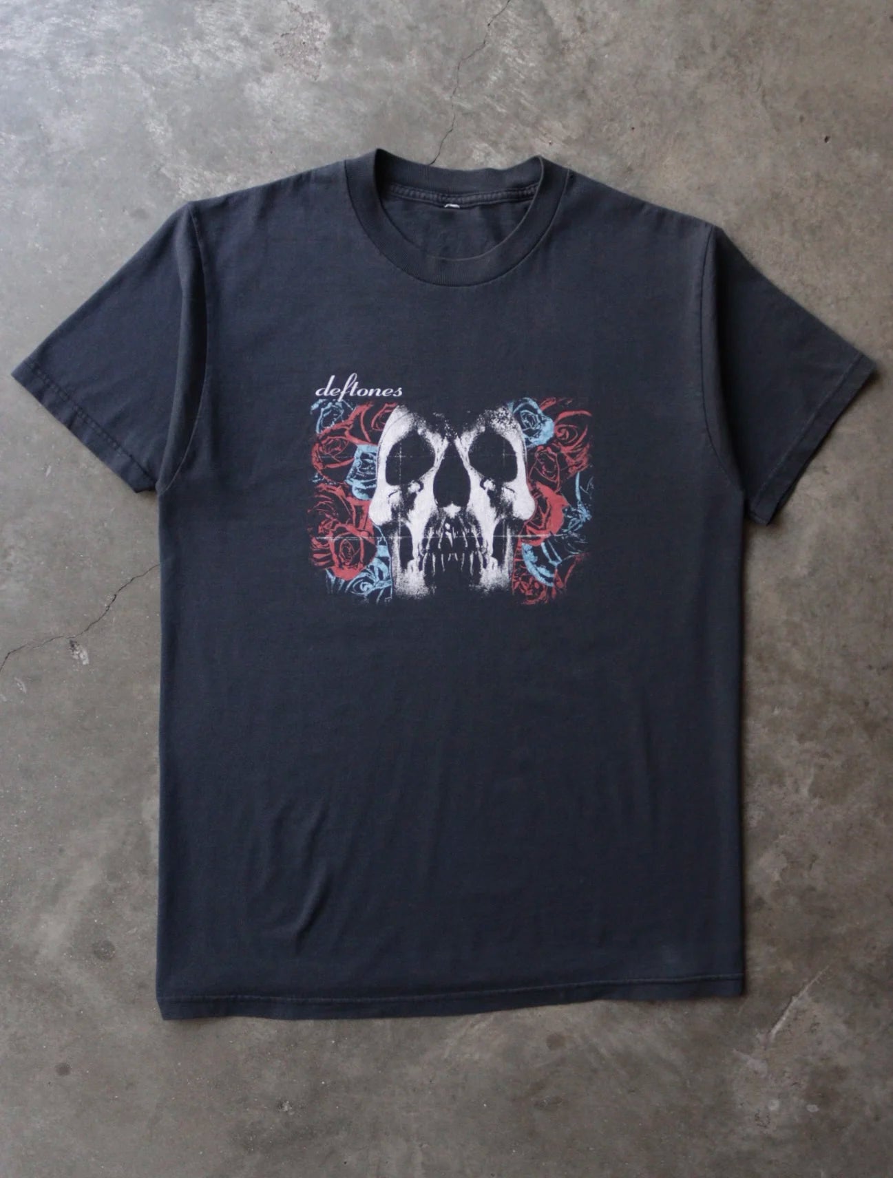 2000S SUN FADED DEFTONES TEE