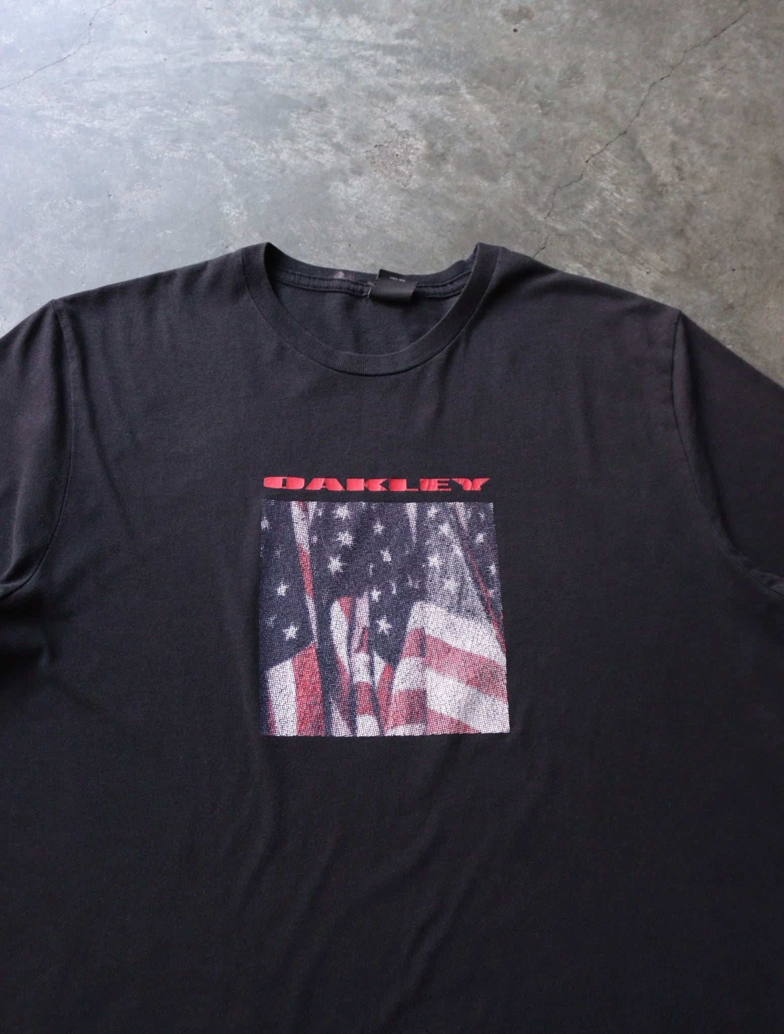2000S FADED OAKLEY TEE