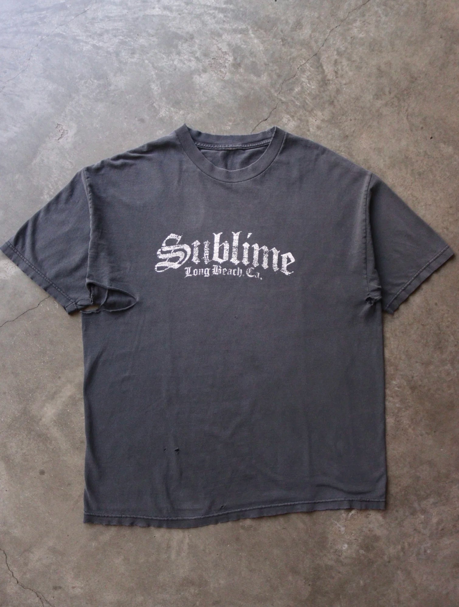 2000S DISTRESSED SUBLIME TEE