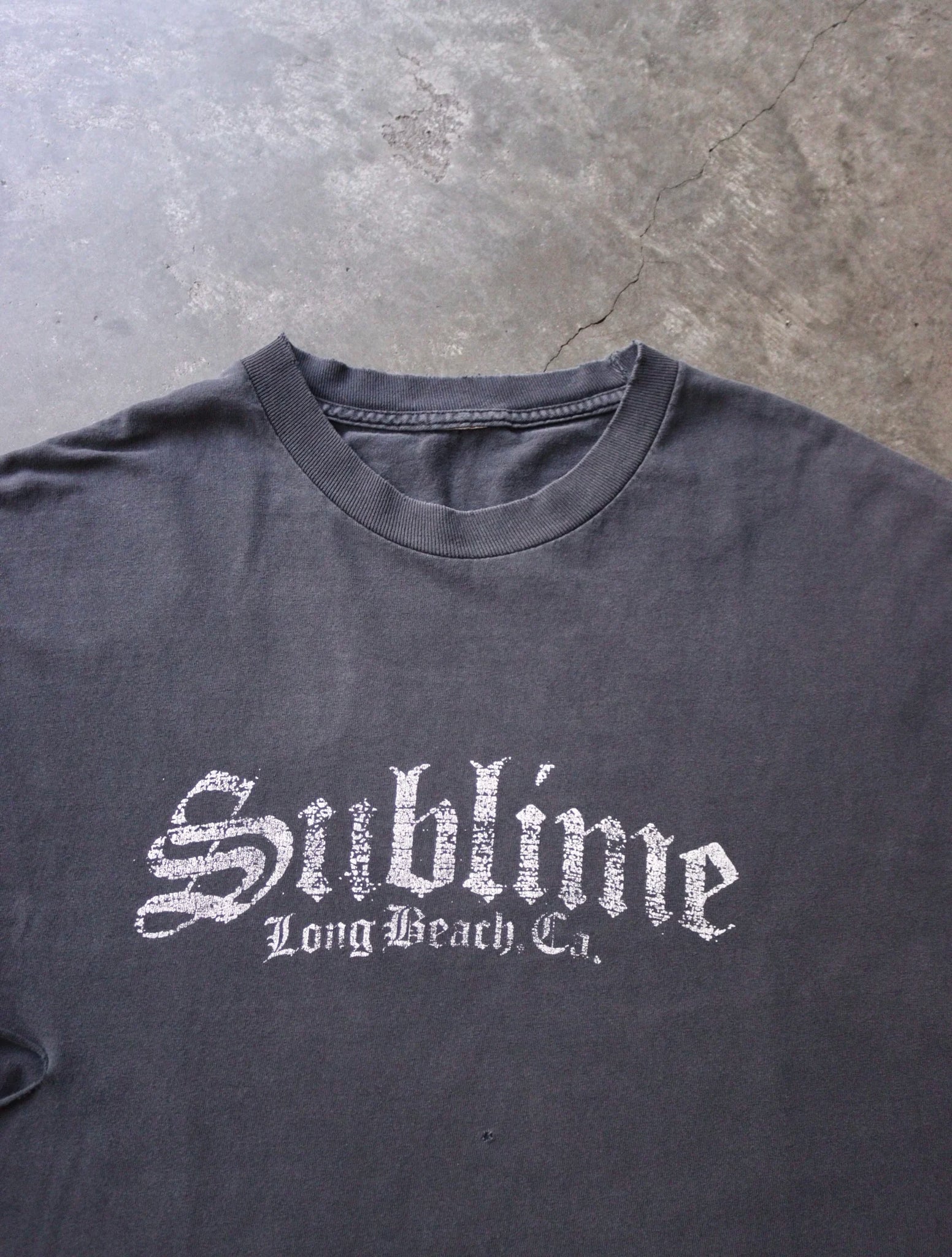 2000S DISTRESSED SUBLIME TEE