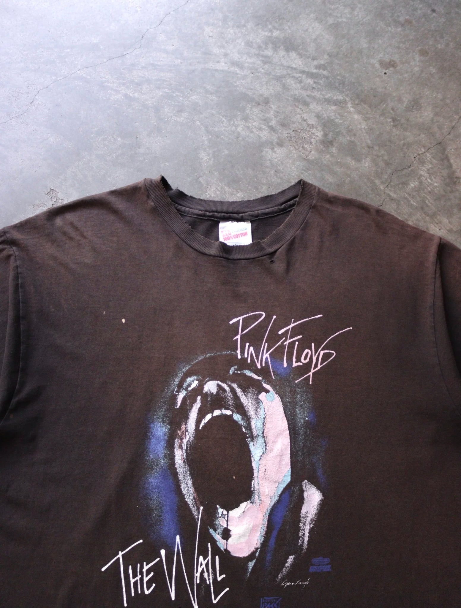 1990S SUN FADED DISTRESSED PINK FLOYD TEE