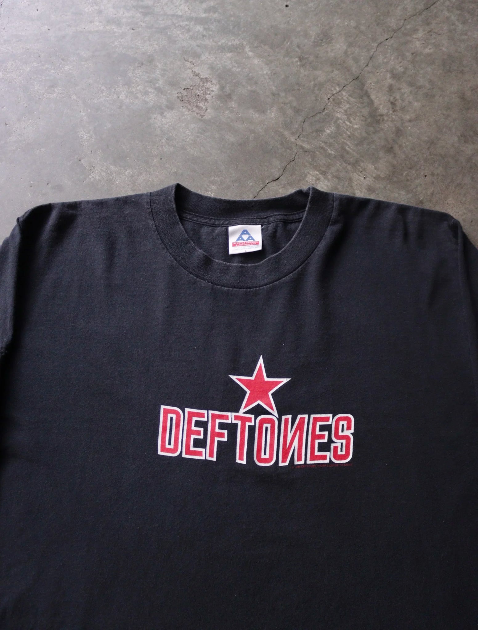2000S REPAIRED RED STAR L/S DEFTONES TEE