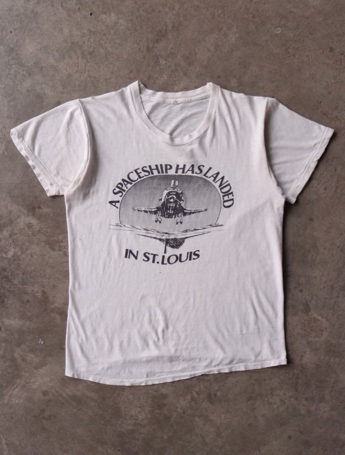 1970S A SPACESHIP HAS LANDED TEE