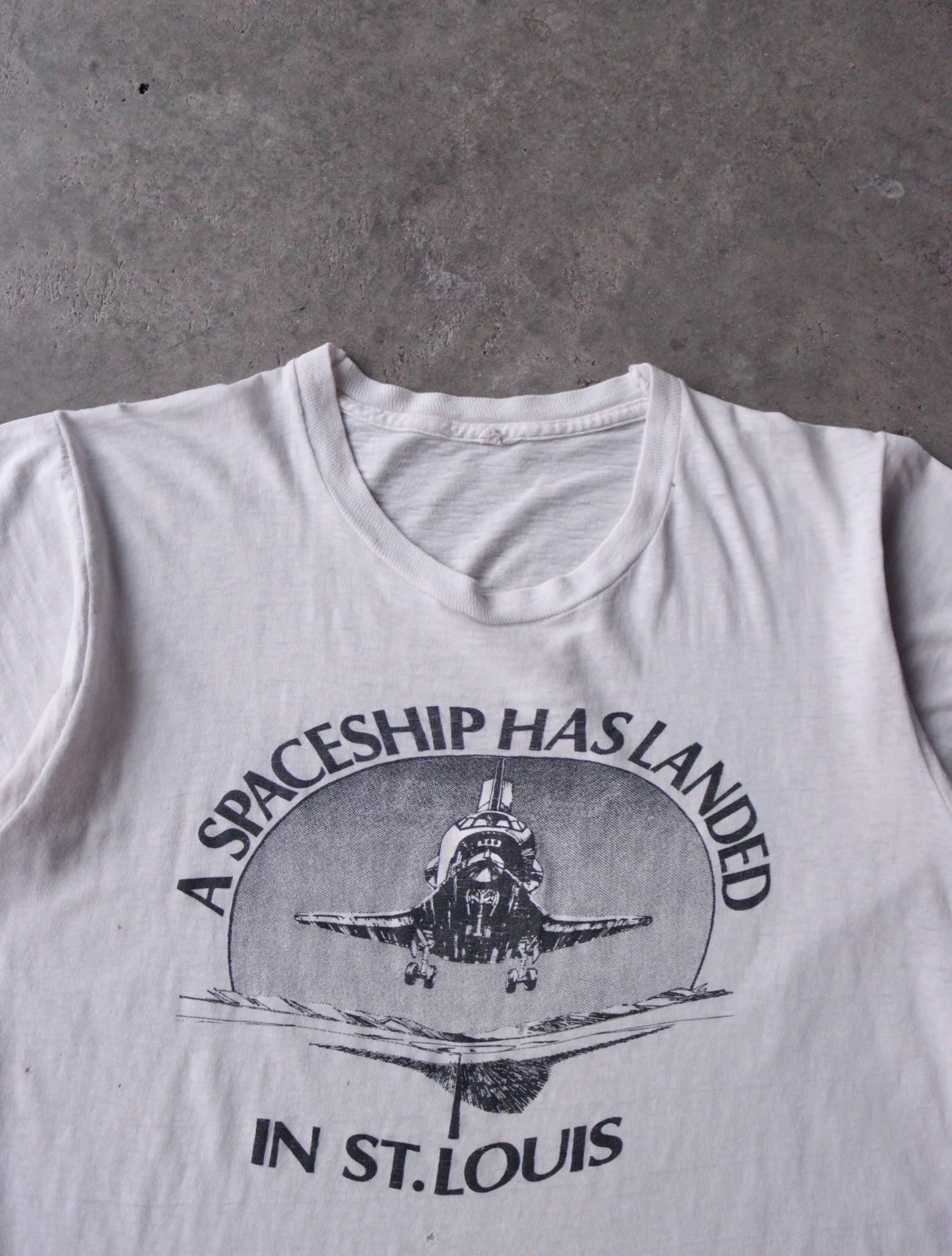 1970S A SPACESHIP HAS LANDED TEE