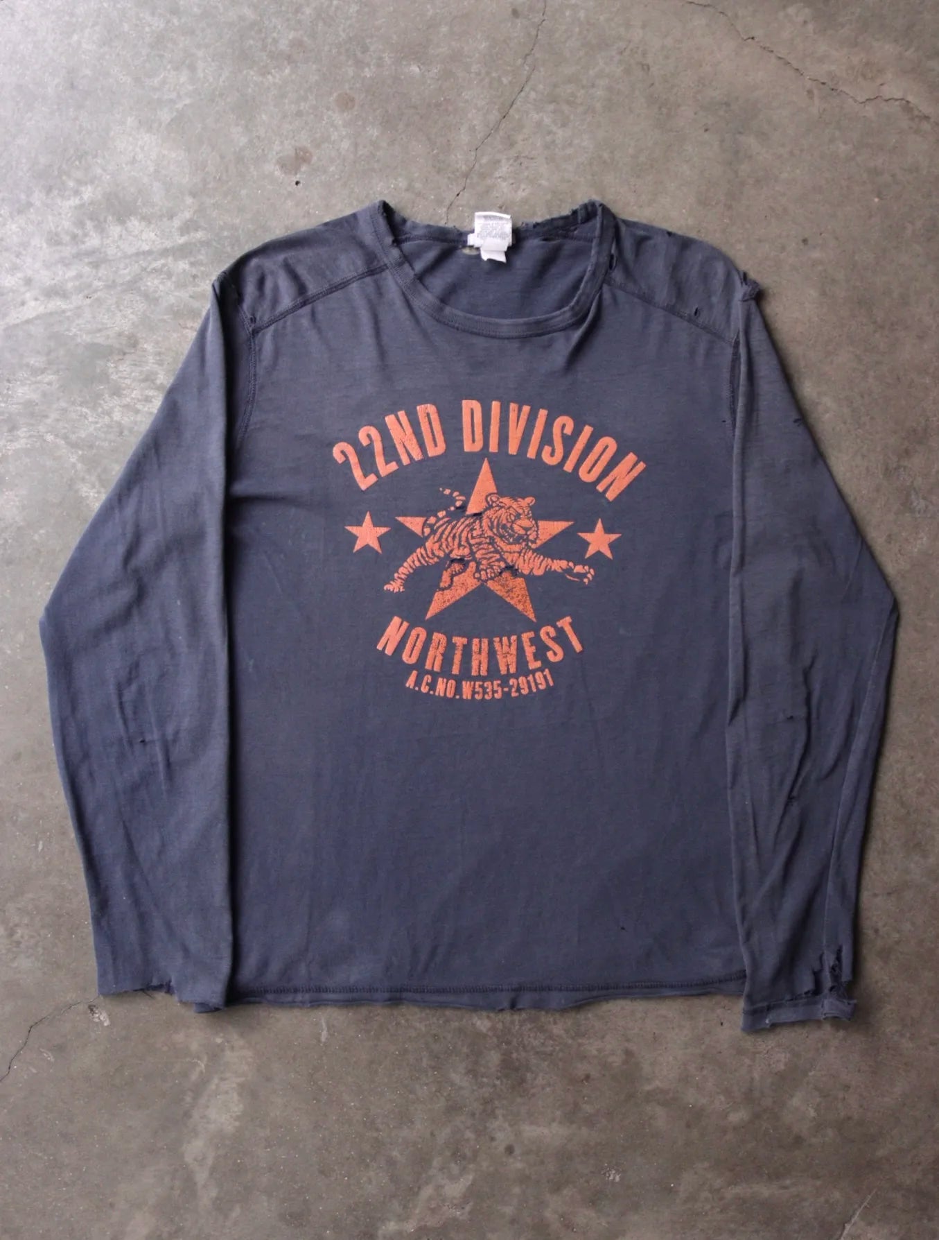 1990S DISTRESSED 22ND DIVISION TEE