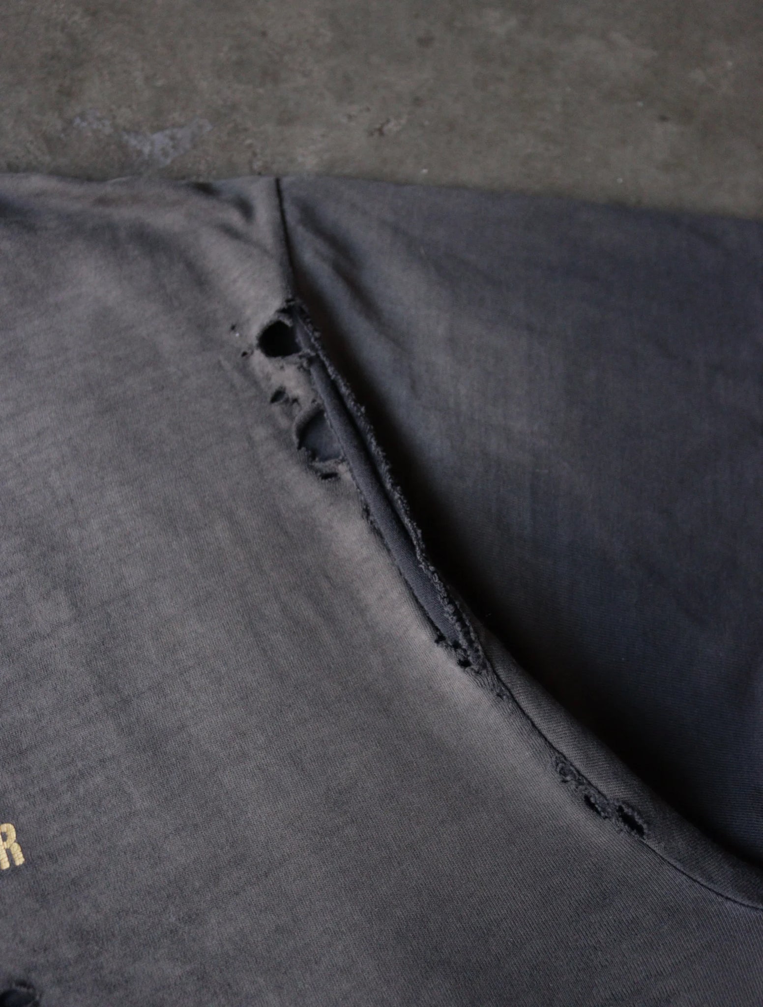1990S FADED THRASHED TEE