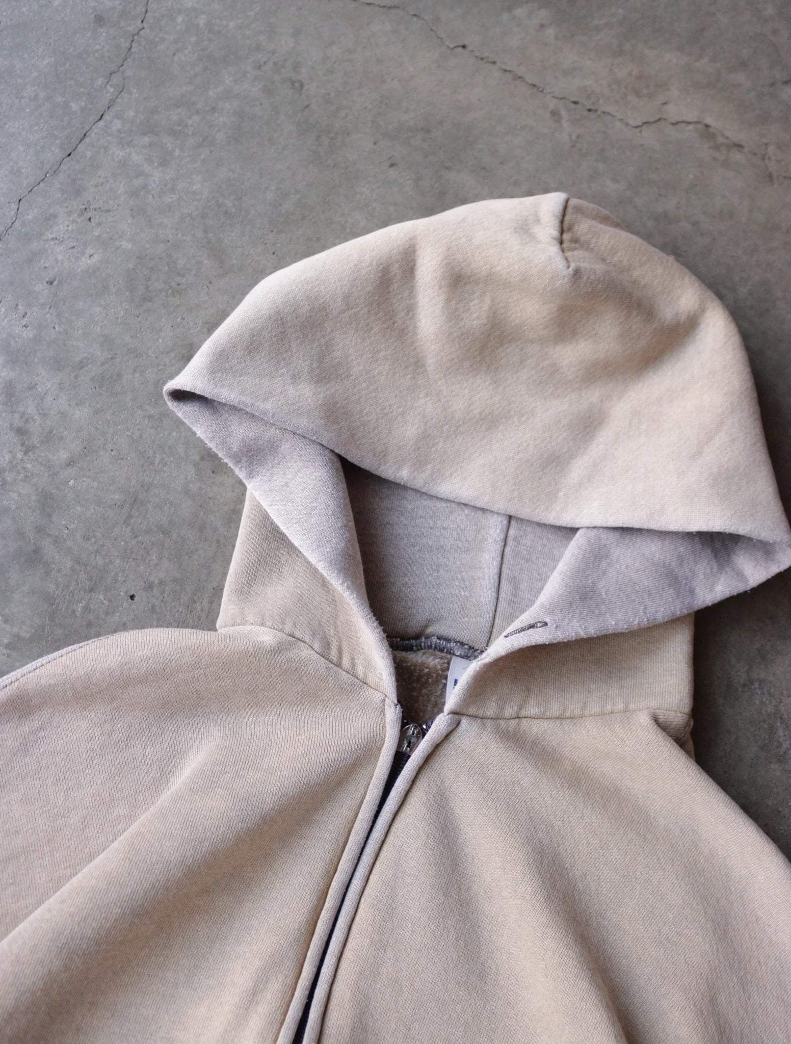 1990S FADED RUSSELL HOODED SWEATSHIRT