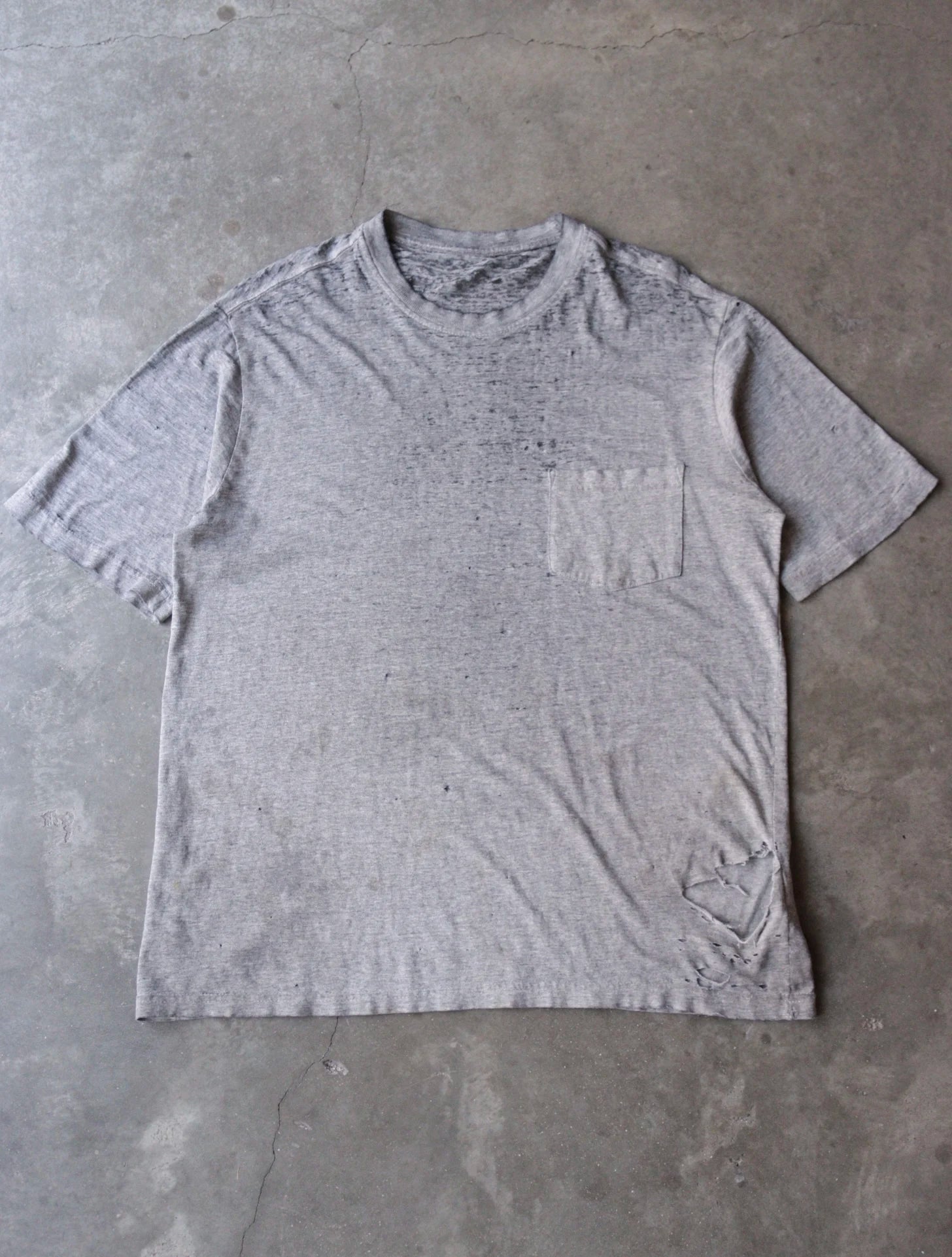1990S DISTRESSED GREY TEE