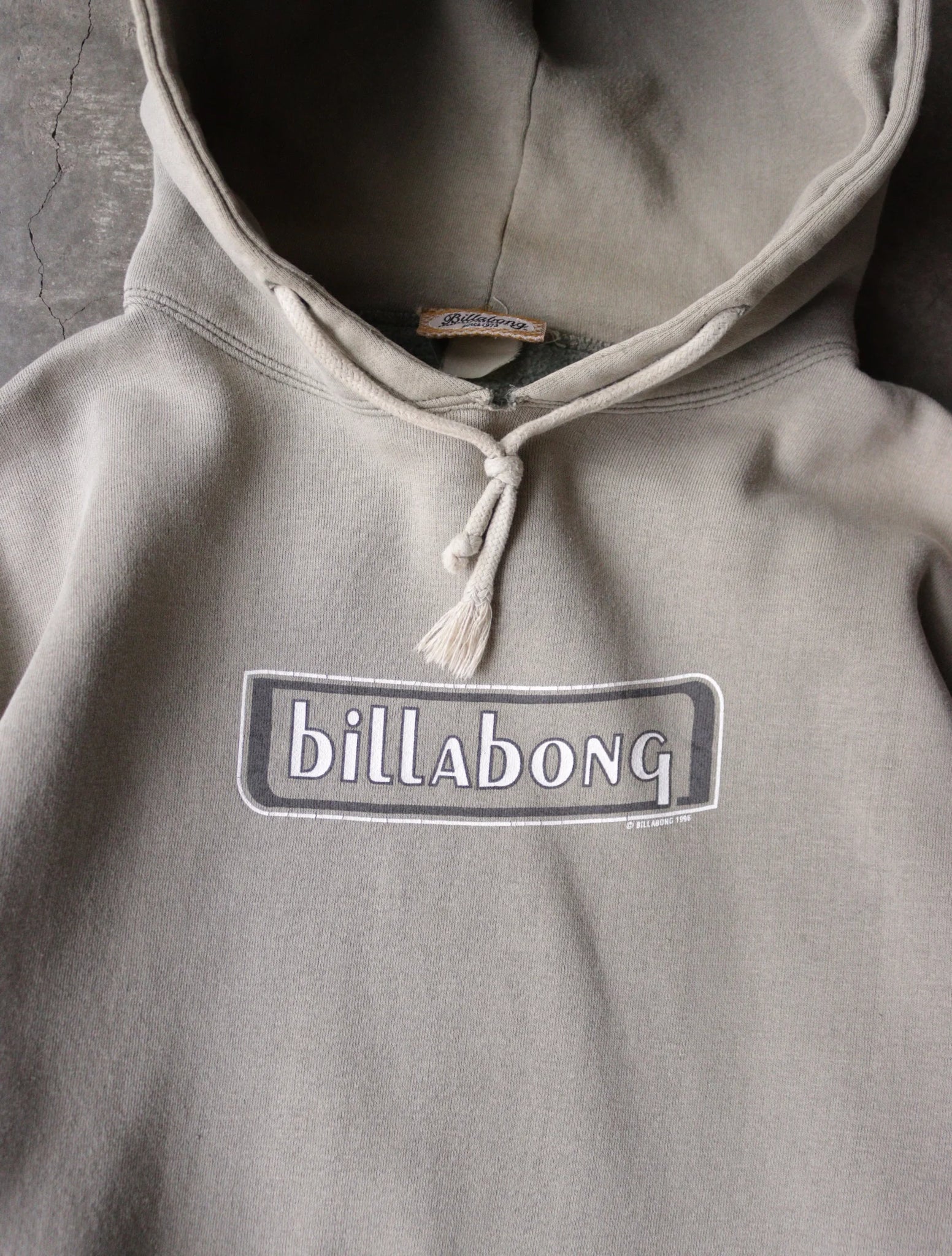 1990S BILLABONG HOODED SWEATSHIRT