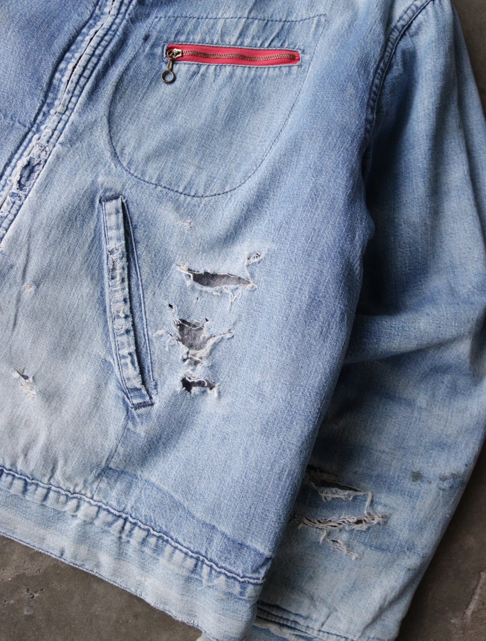 1970S FADED DISTRESSED DENIM JACKET