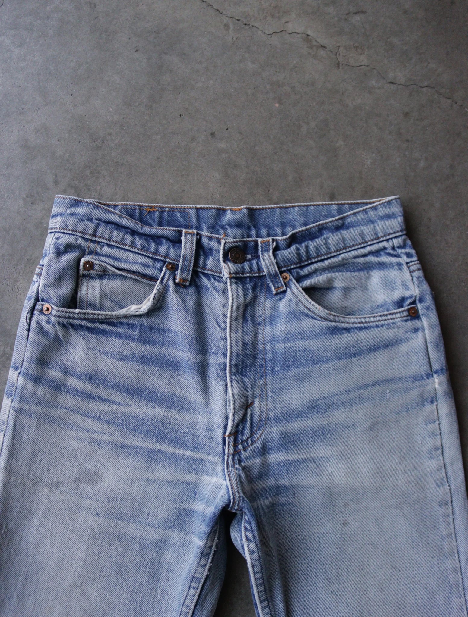 1980S LEVIS FADED FLARED DENIM PANTS