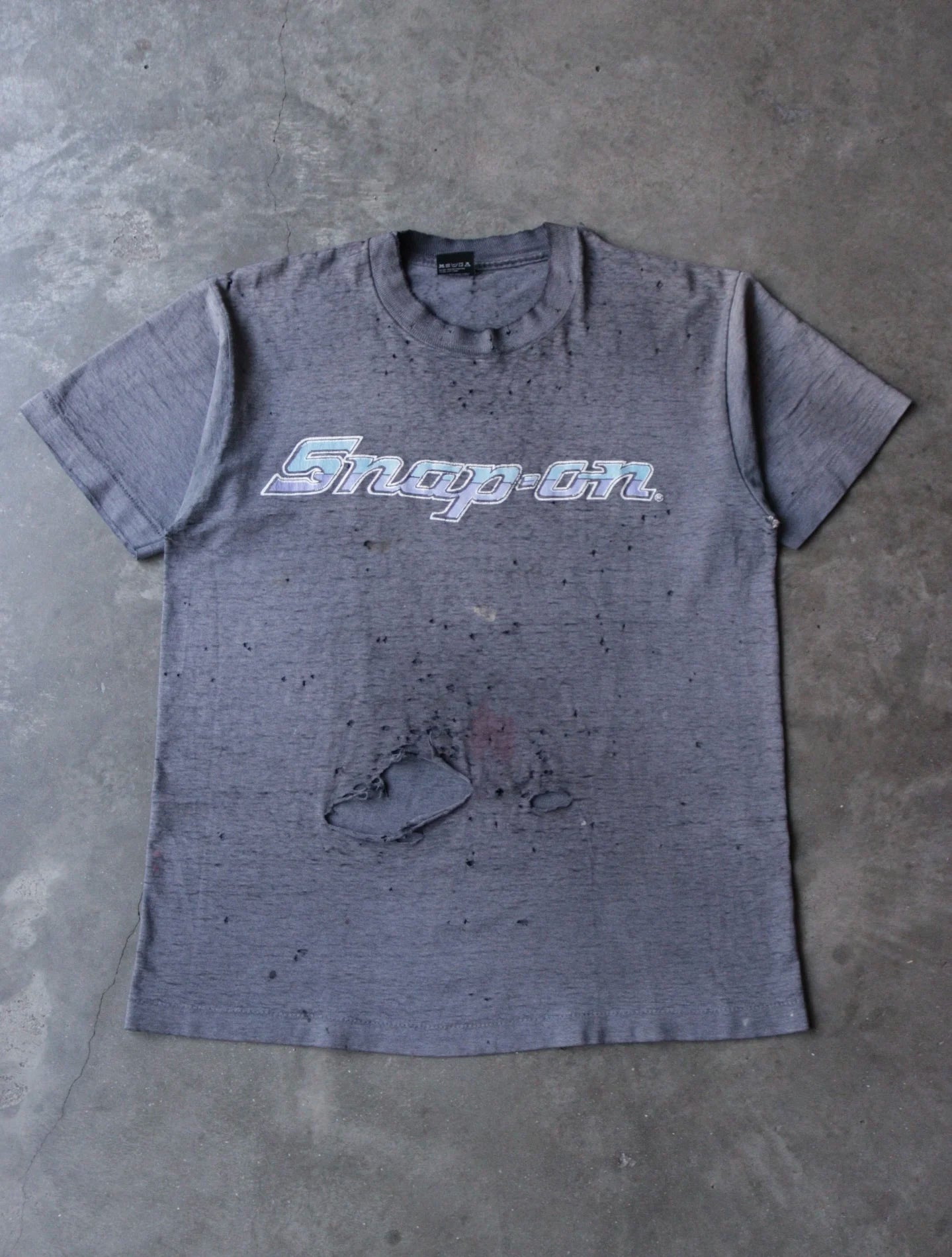 2000S THRASHED SNAP-ON TEE