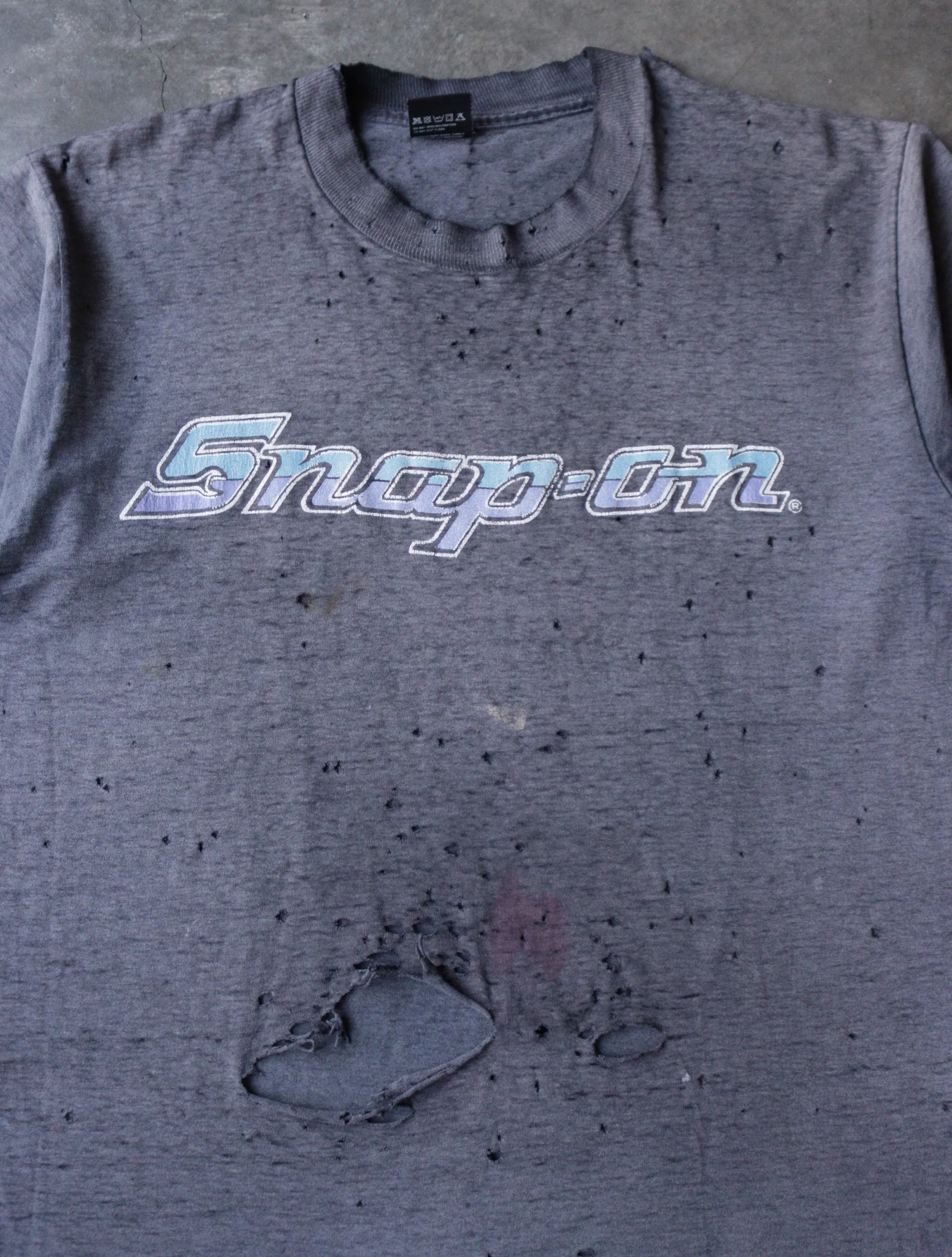 1980S THRASHED SNAP-ON TEE