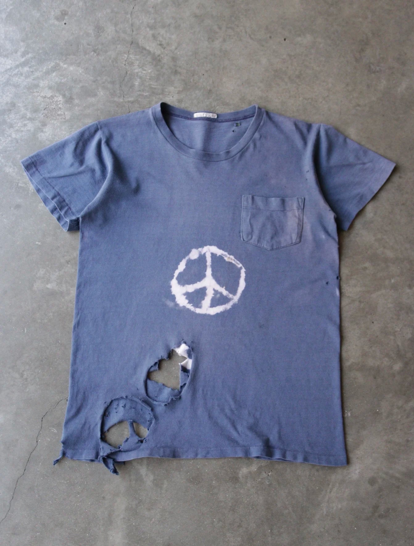 1970S PEACHE DISTRESSED TEE