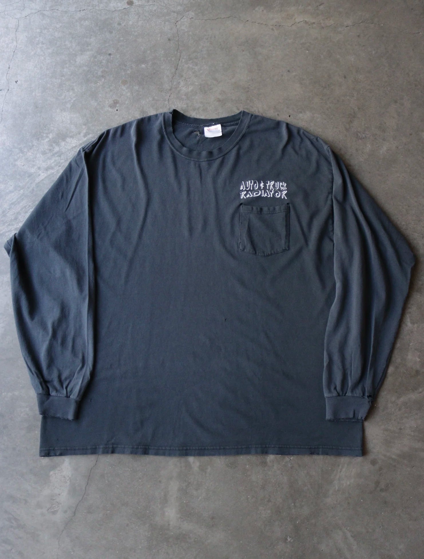 2000S AUTO & TRUCK L/S TEE
