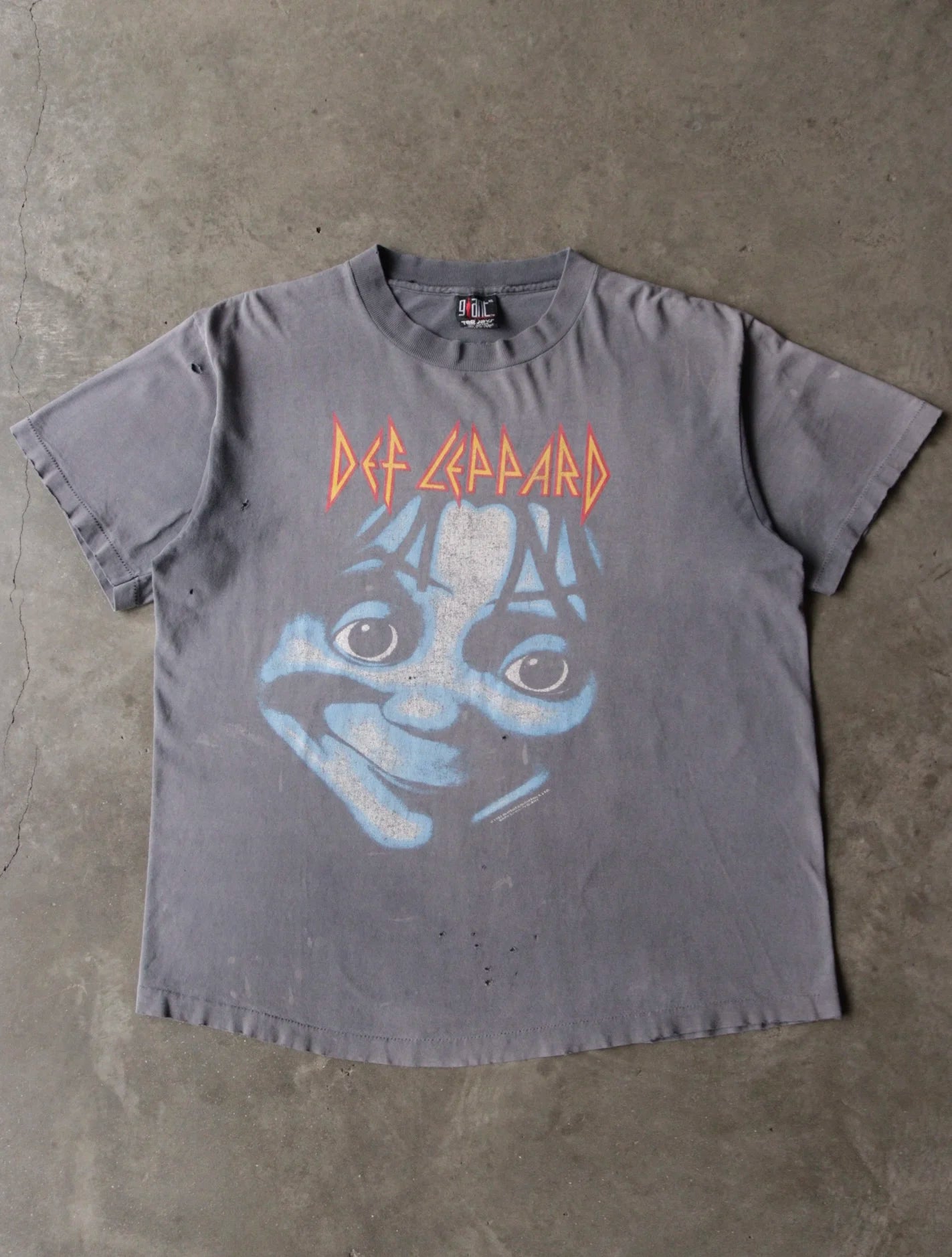 1990S DEF LEPPARD FADED BAND TEE