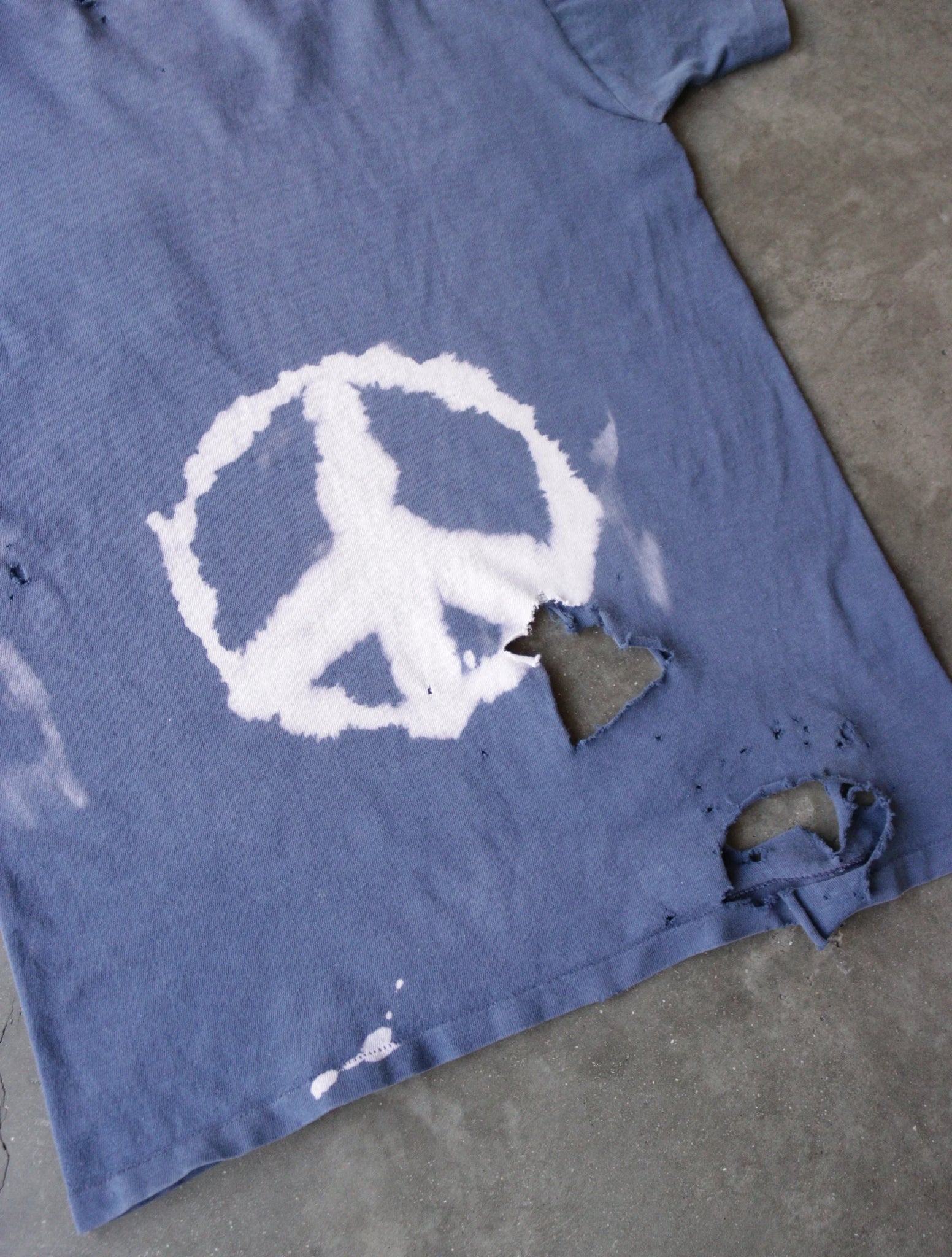 1970S PEACHE DISTRESSED TEE