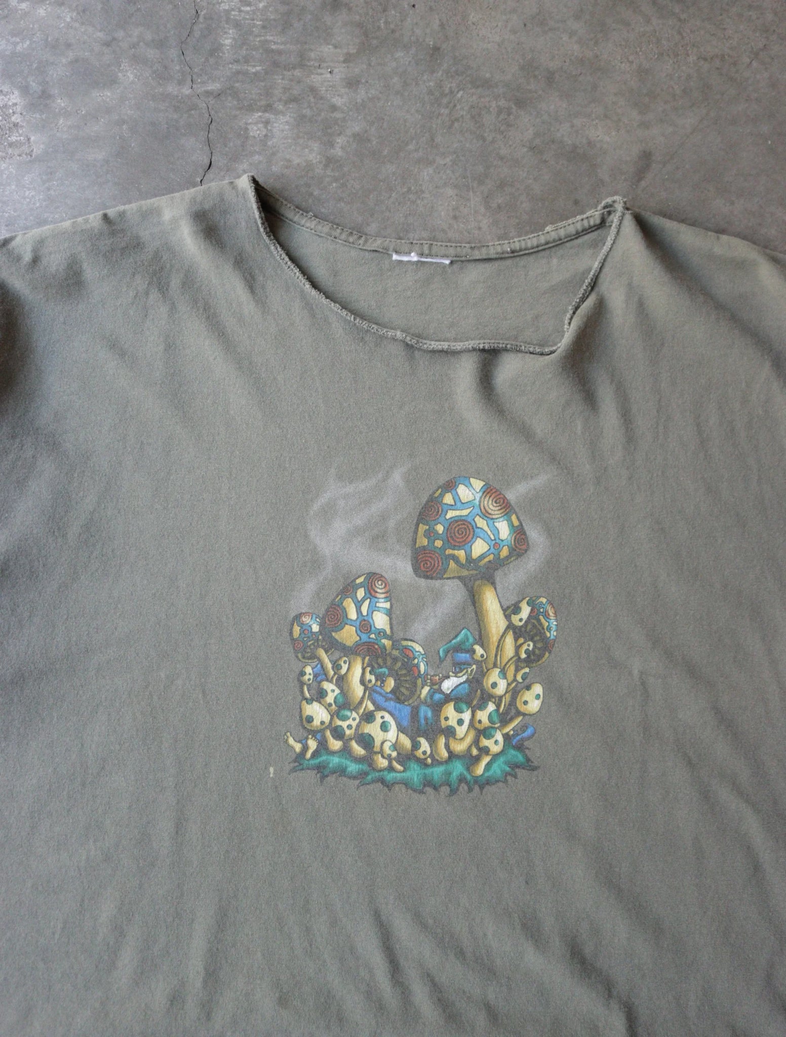 2000S MUSHROOMS TEE