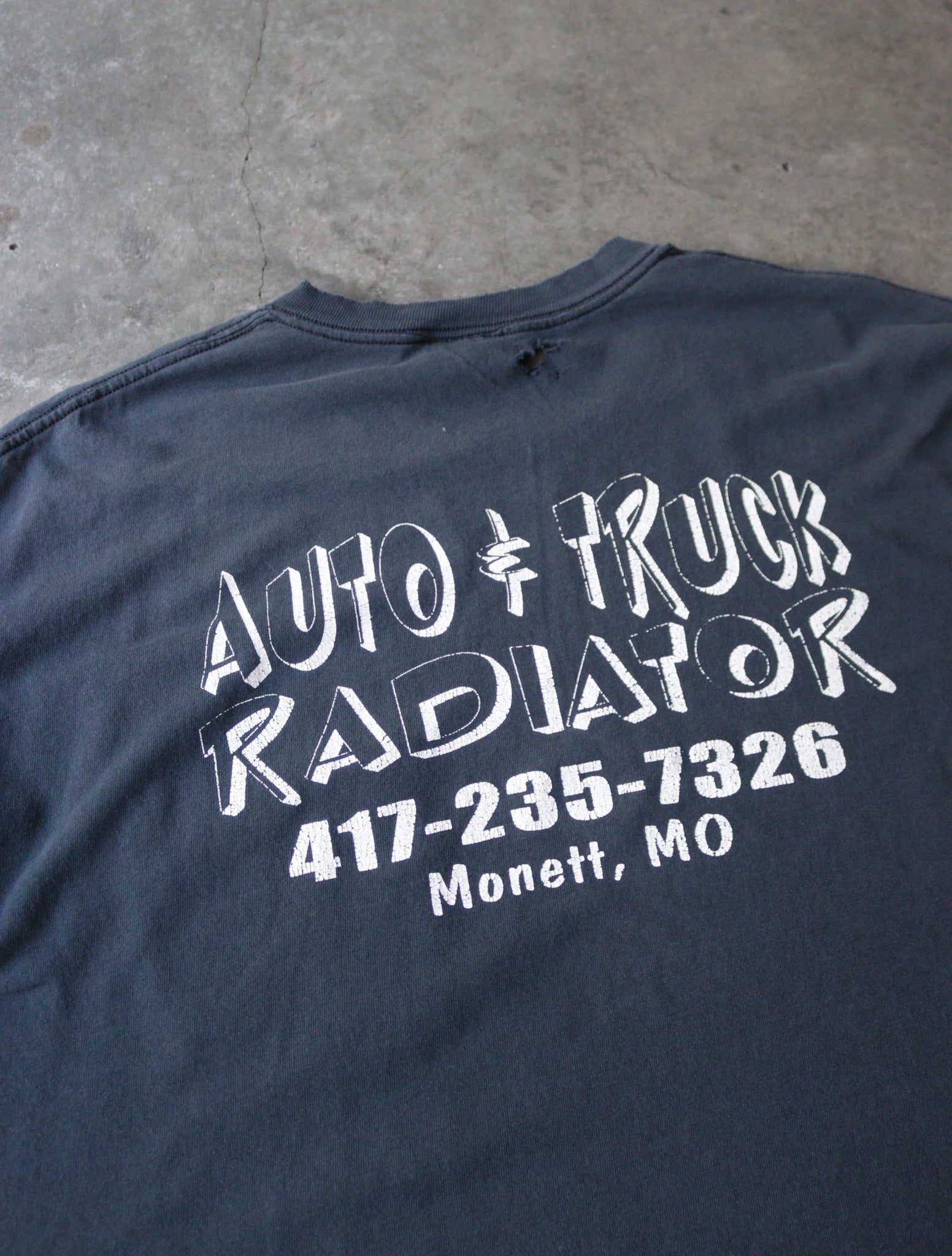 2000S AUTO & TRUCK L/S TEE