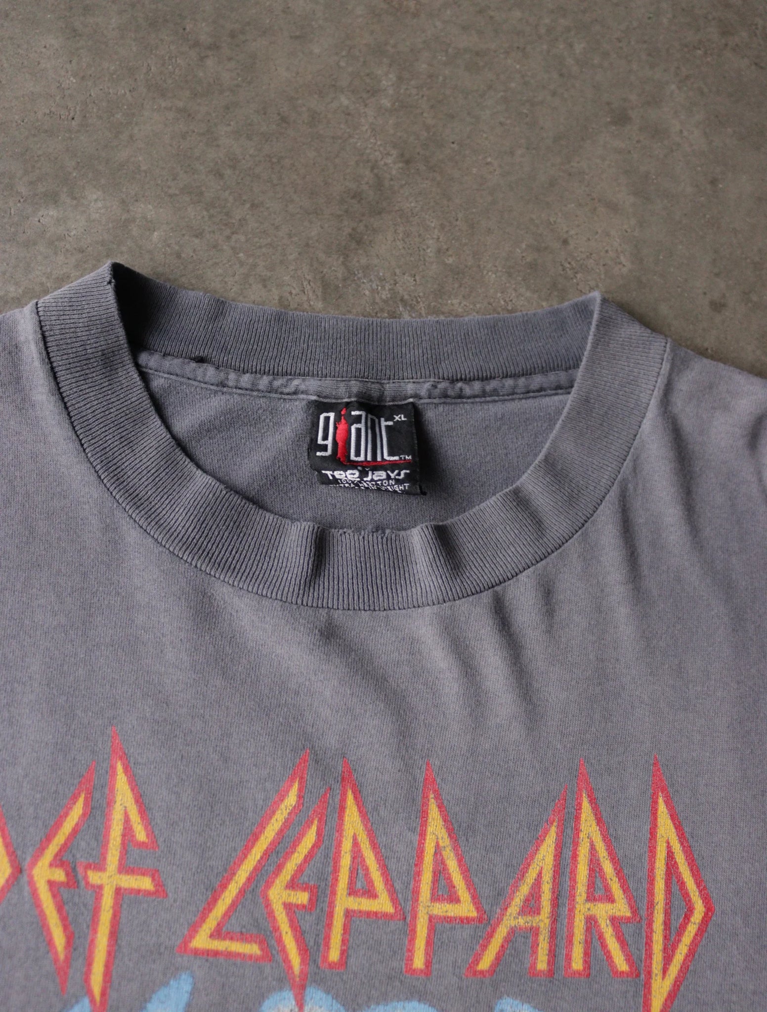 1990S DEF LEPPARD FADED BAND TEE