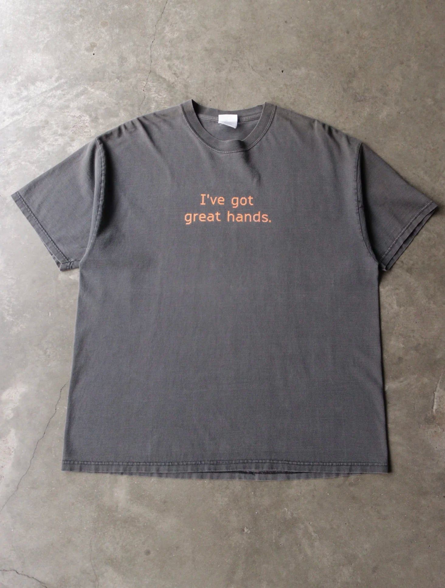2000S GREAT HANDS TEE