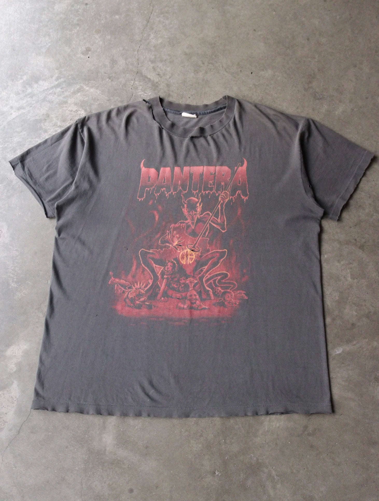 1990S FADED PANTERA DEVI LTEE
