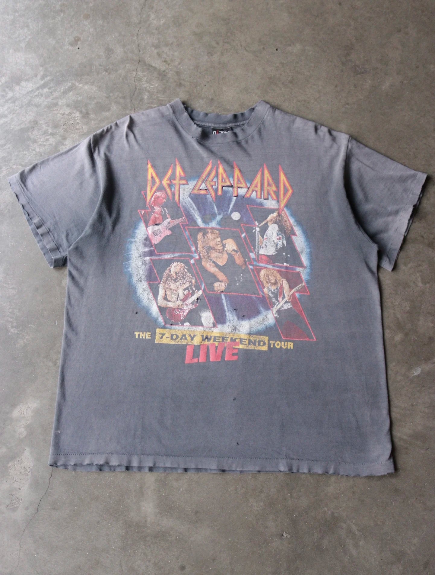 1990S DEF LEPPARD FADED TEE