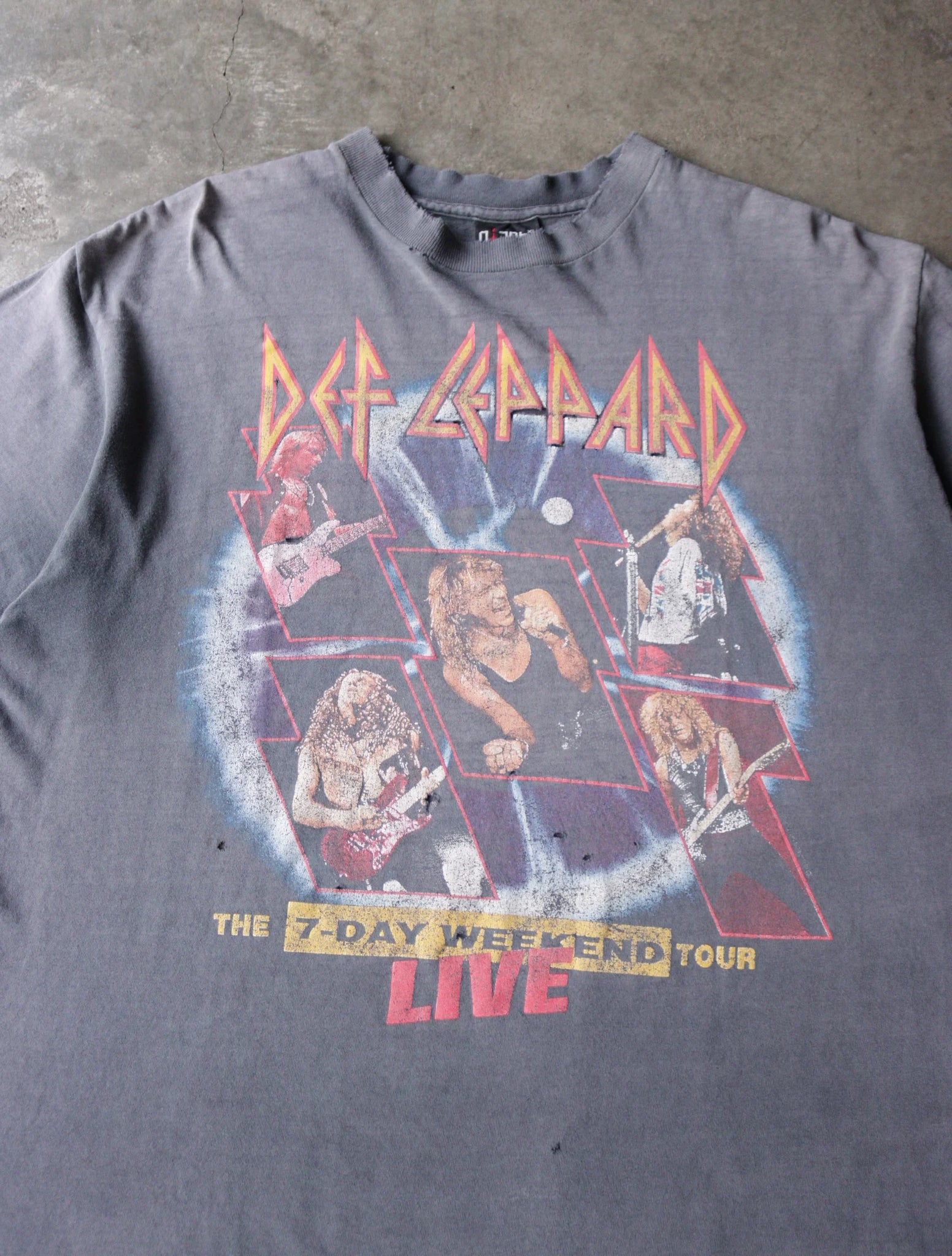 1990S DEF LEPPARD FADED TEE
