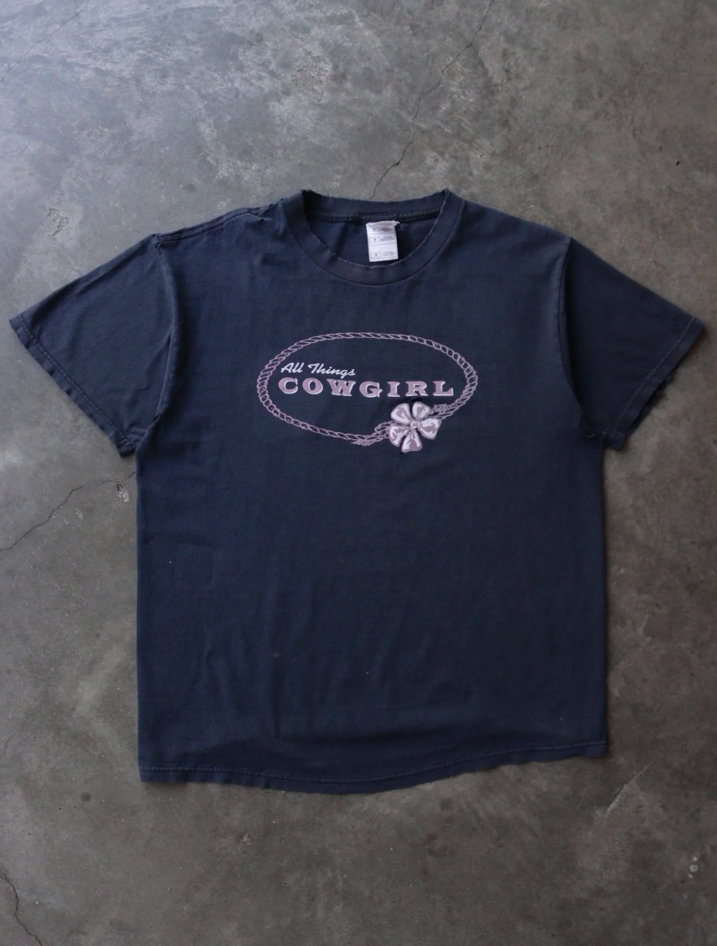 2000S SUNFADED COWGIRL TEE