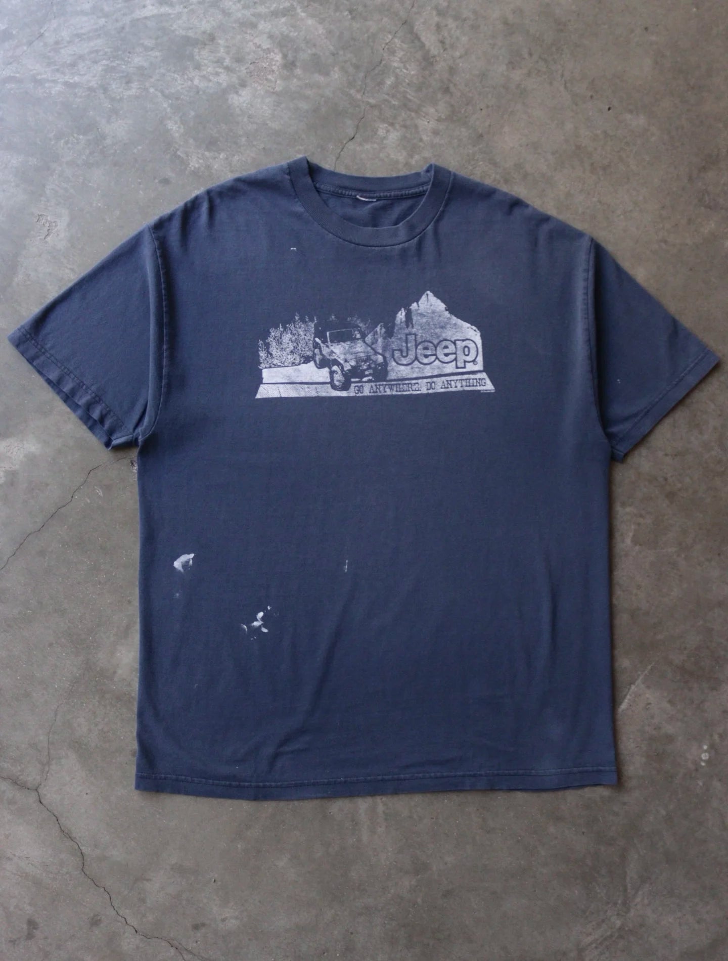 2000S SUN FADED JEEP TEE
