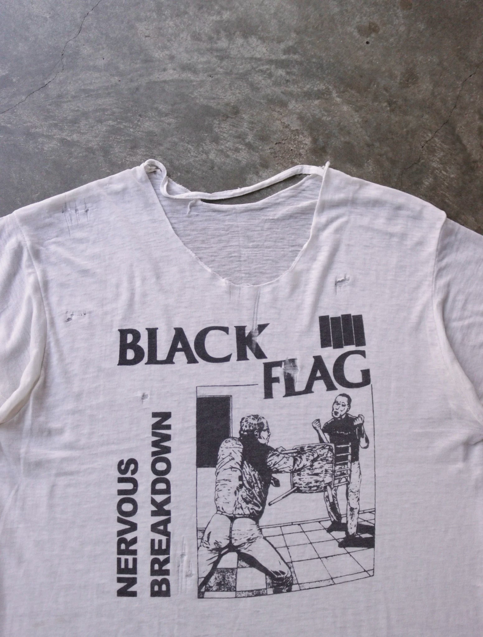 1980S THRASHED BLACK FLAG TEE