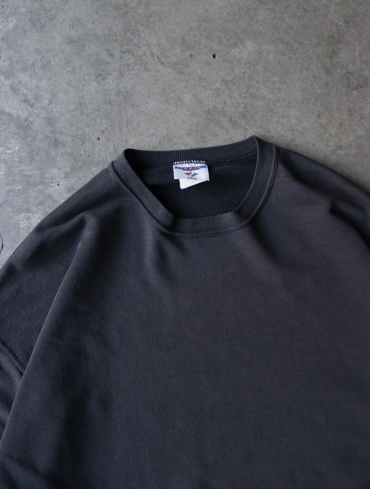 1990S FADED SWEATSHIRT